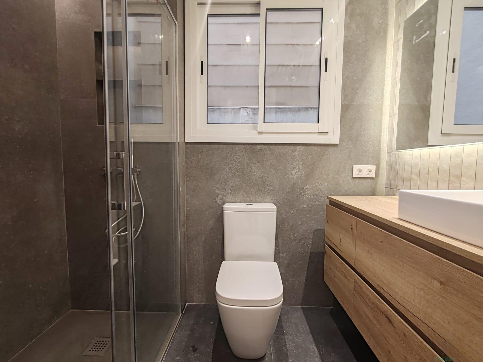 For sale of flat in Barcelona