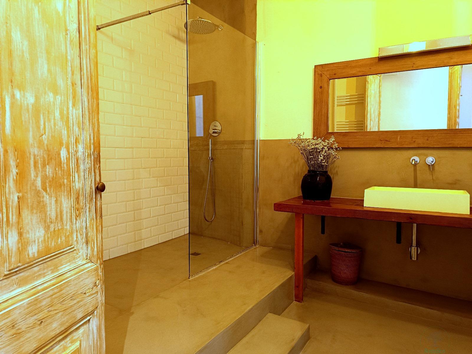 For sale of flat in Barcelona
