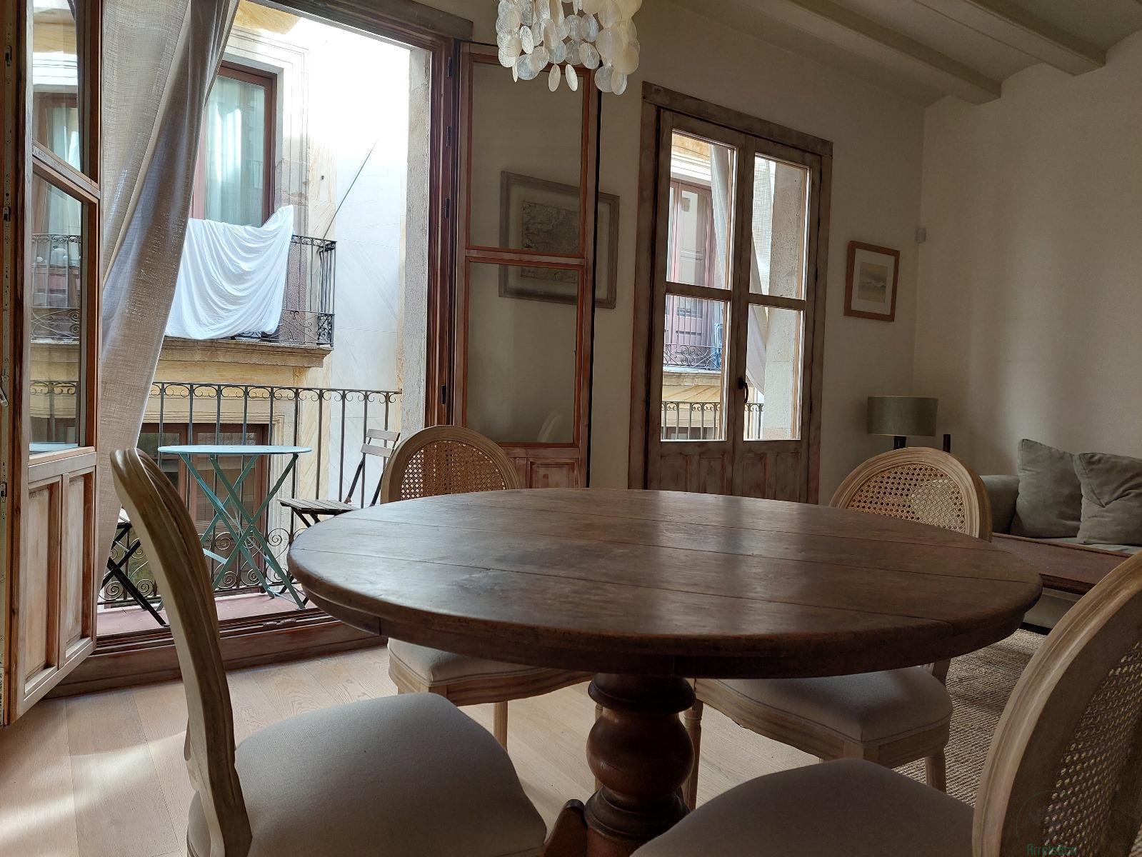 For sale of flat in Barcelona