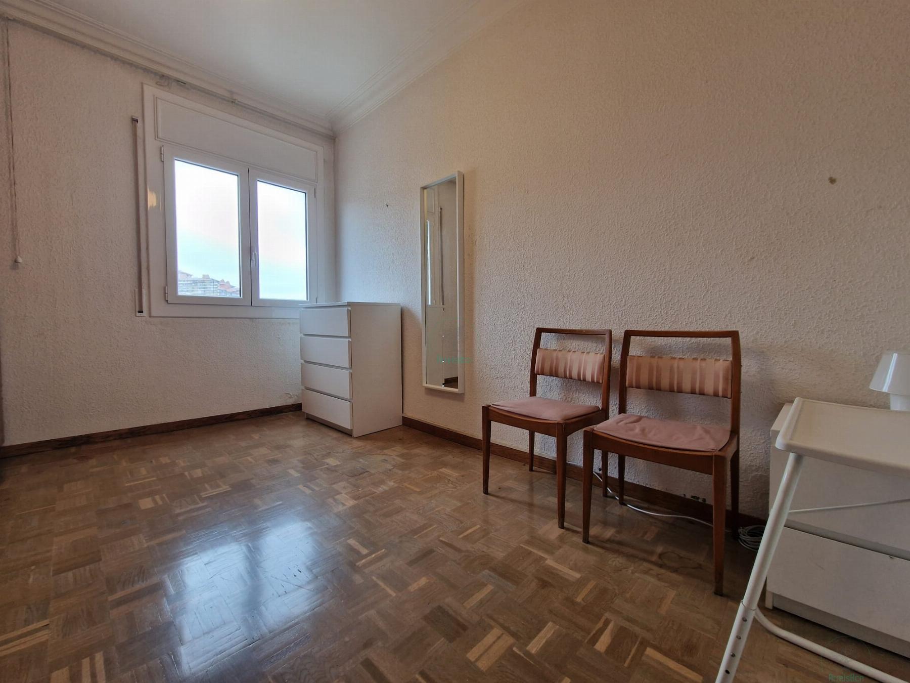 For sale of flat in Barcelona