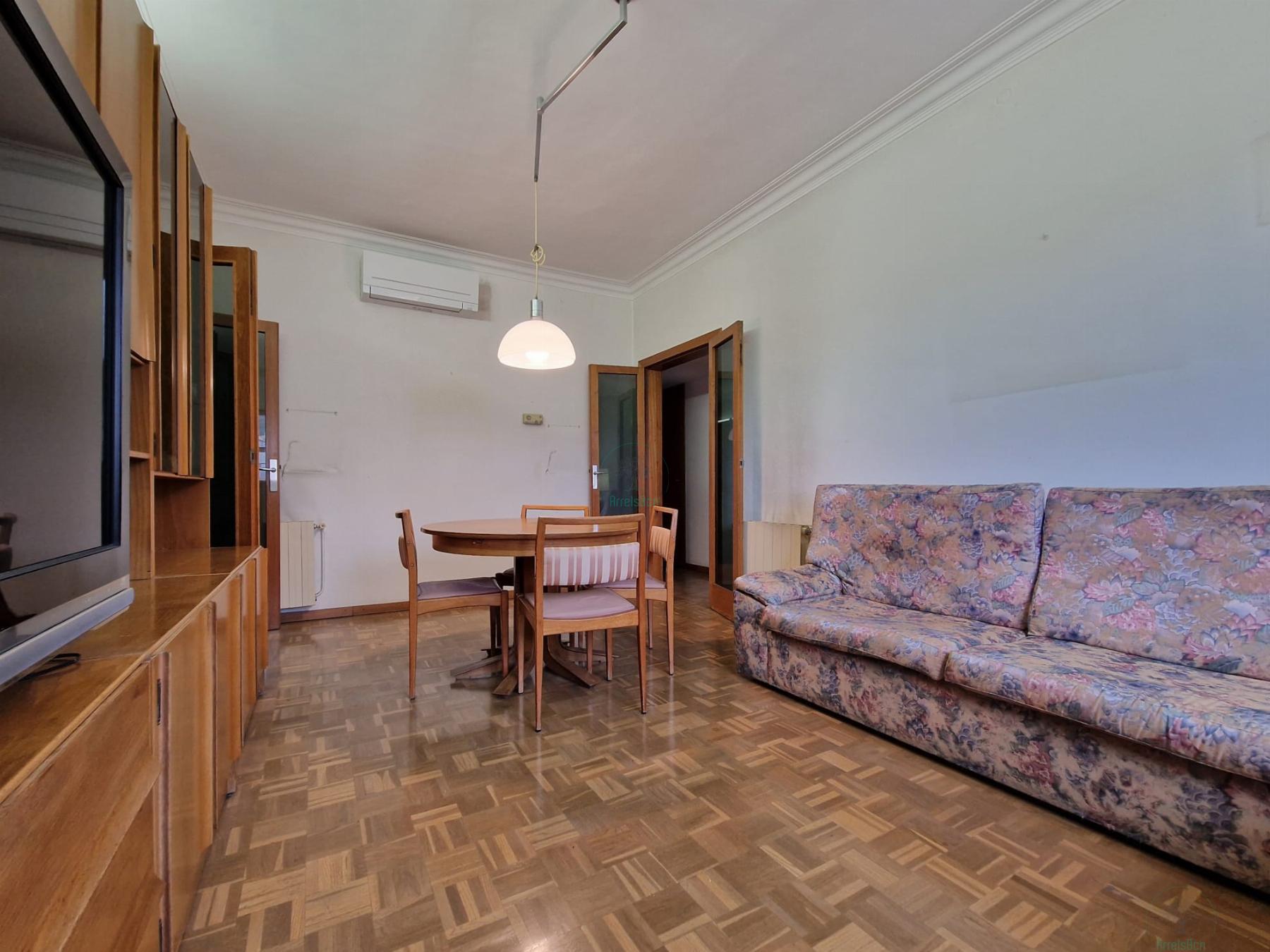 For sale of flat in Barcelona