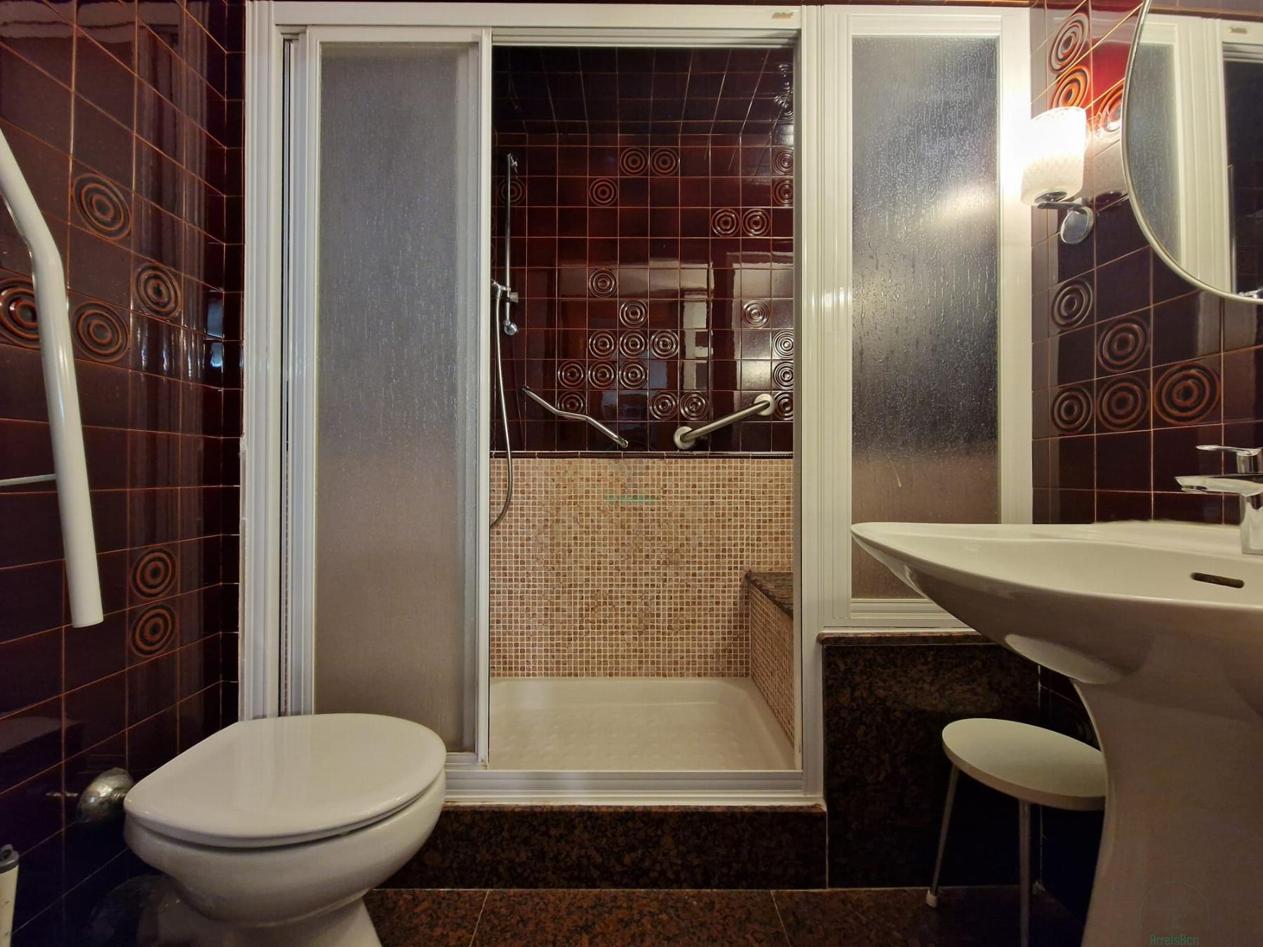 For sale of flat in Barcelona