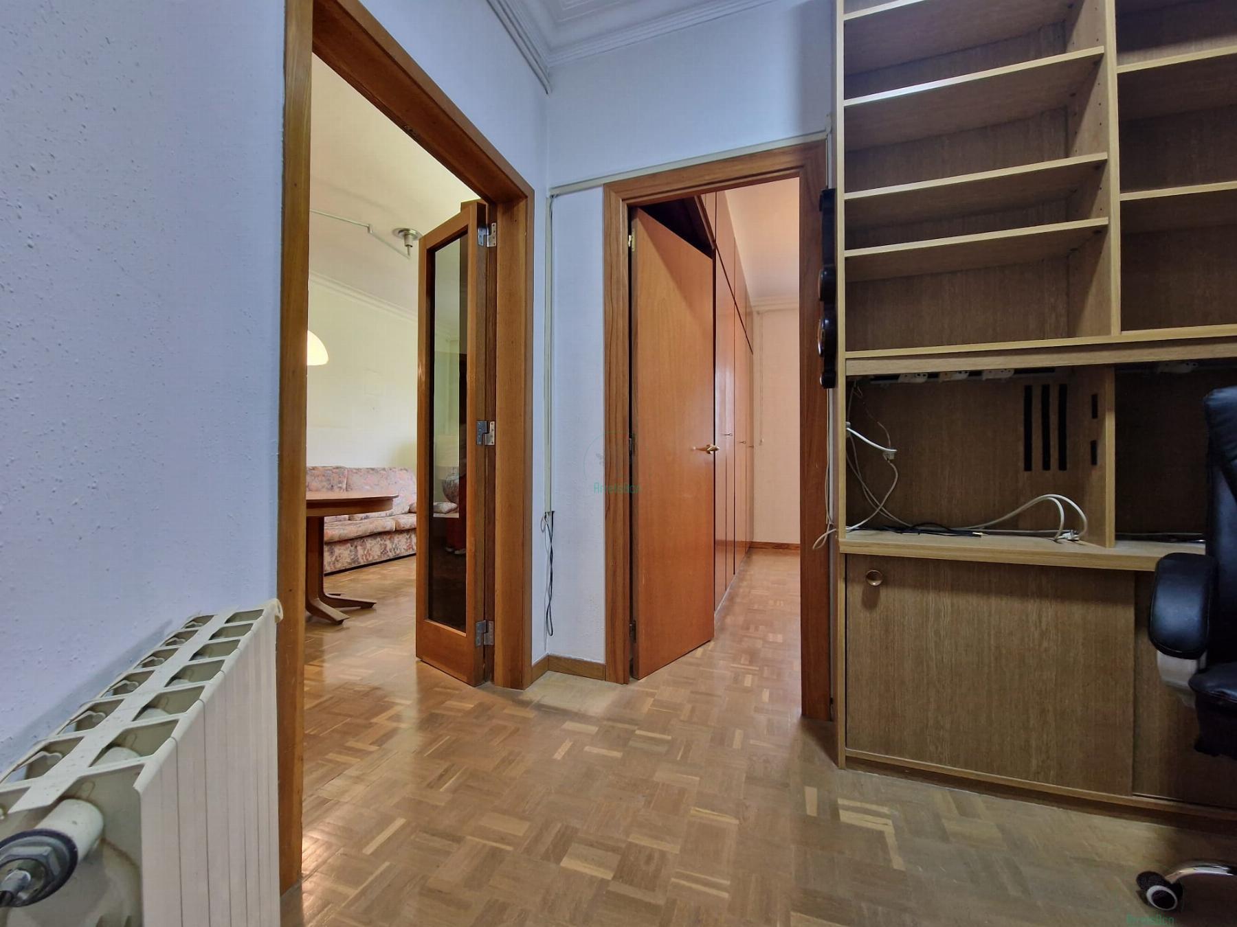 For sale of flat in Barcelona