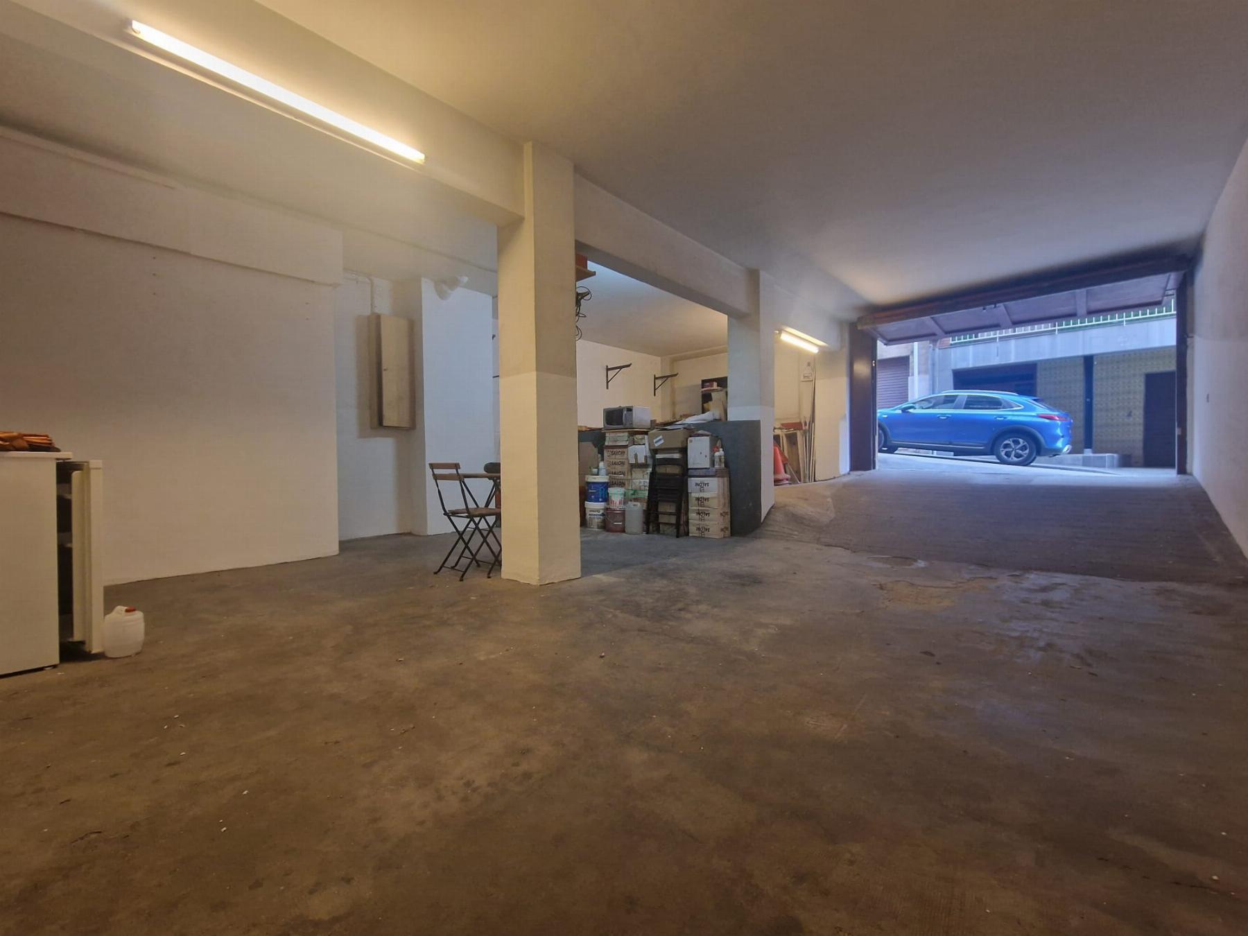 For sale of premises in Barcelona
