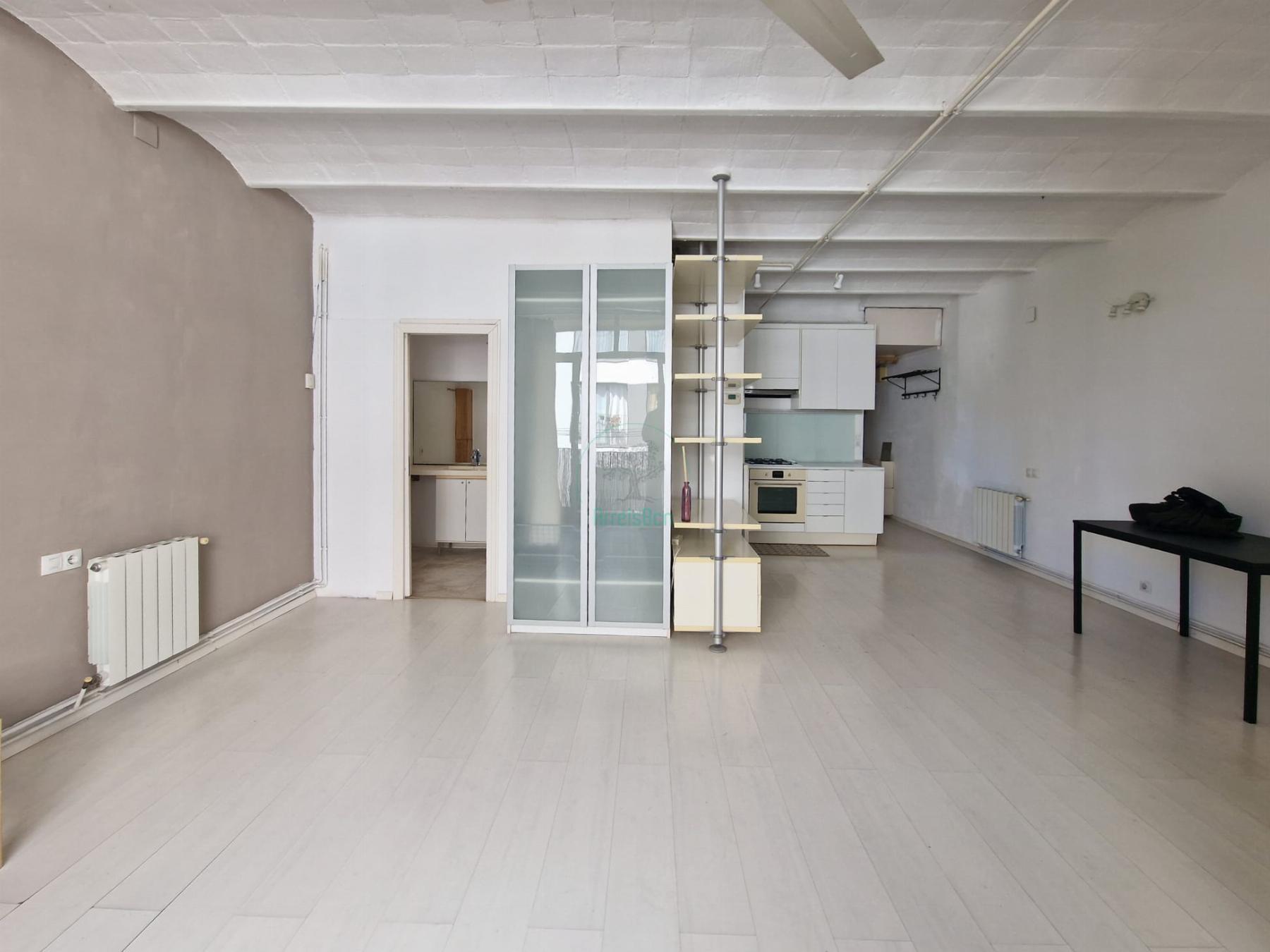 Venta de estudio en Barcelona