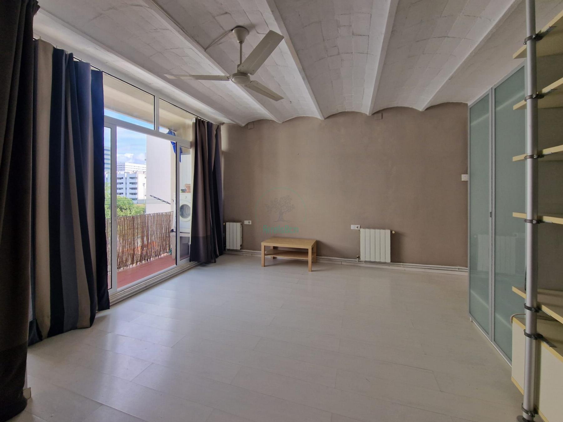Venta de estudio en Barcelona