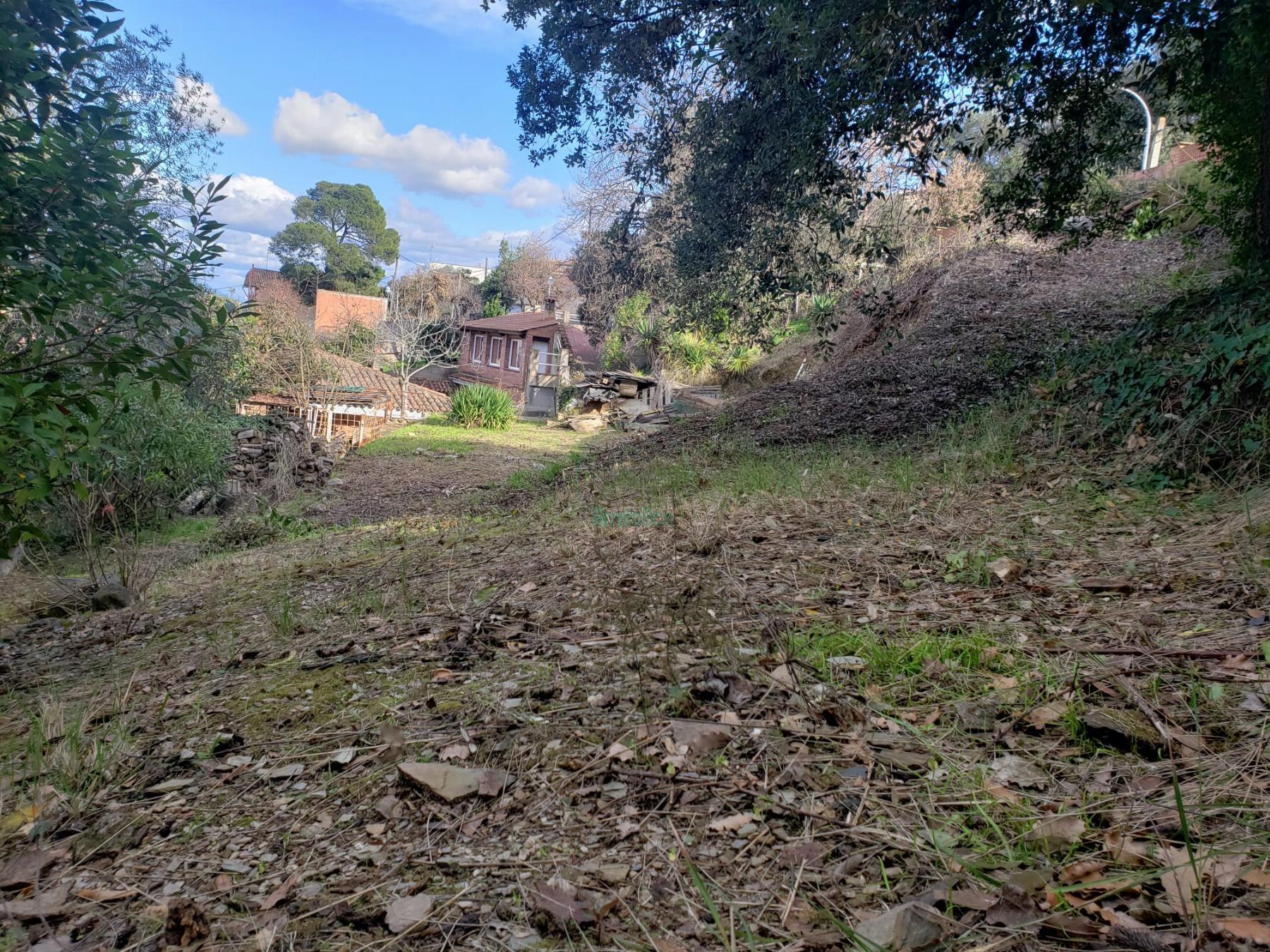 Venta de terreno en Cerdanyola del Vallès