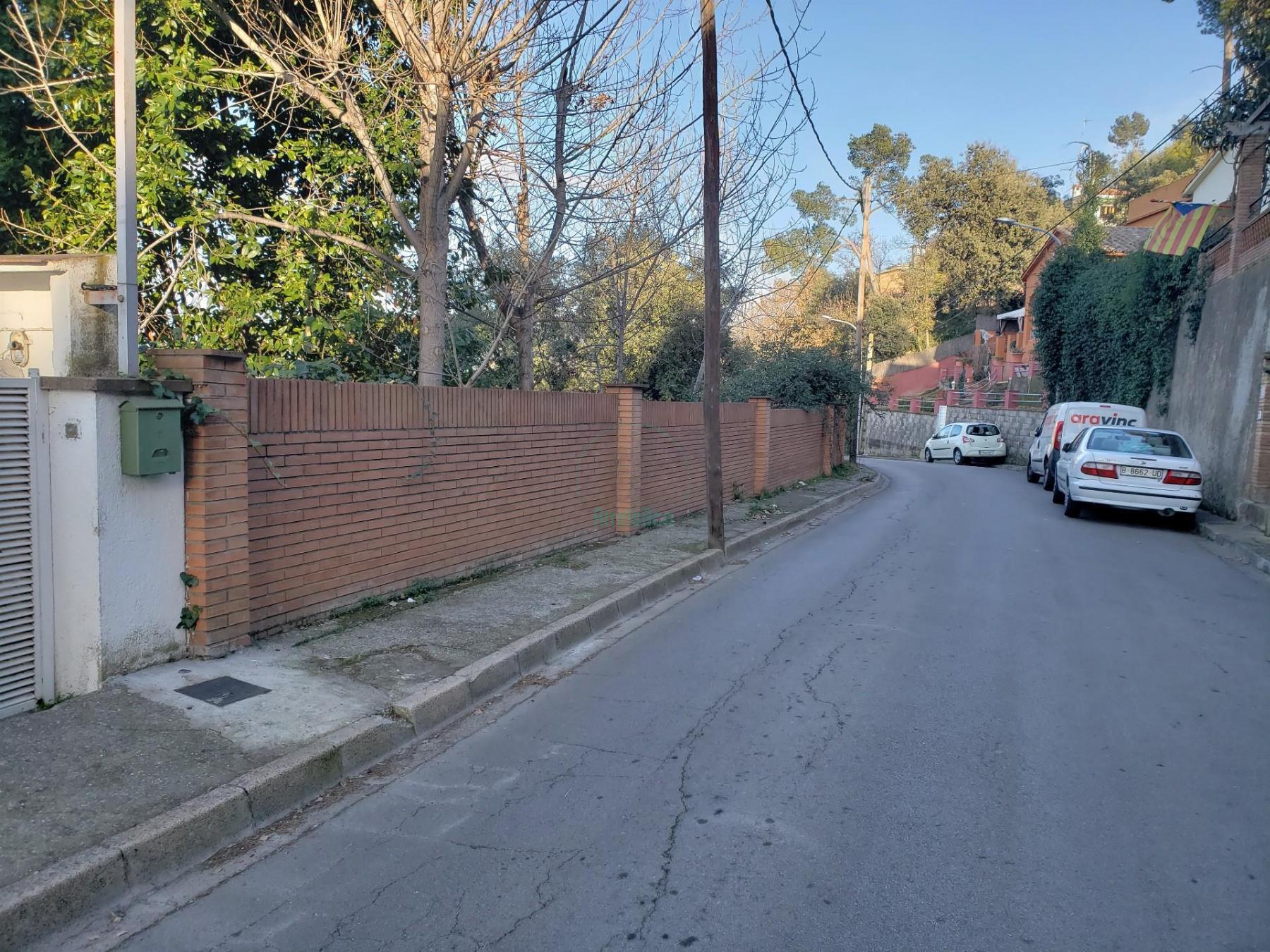 Venta de terreno en Cerdanyola del Vallès