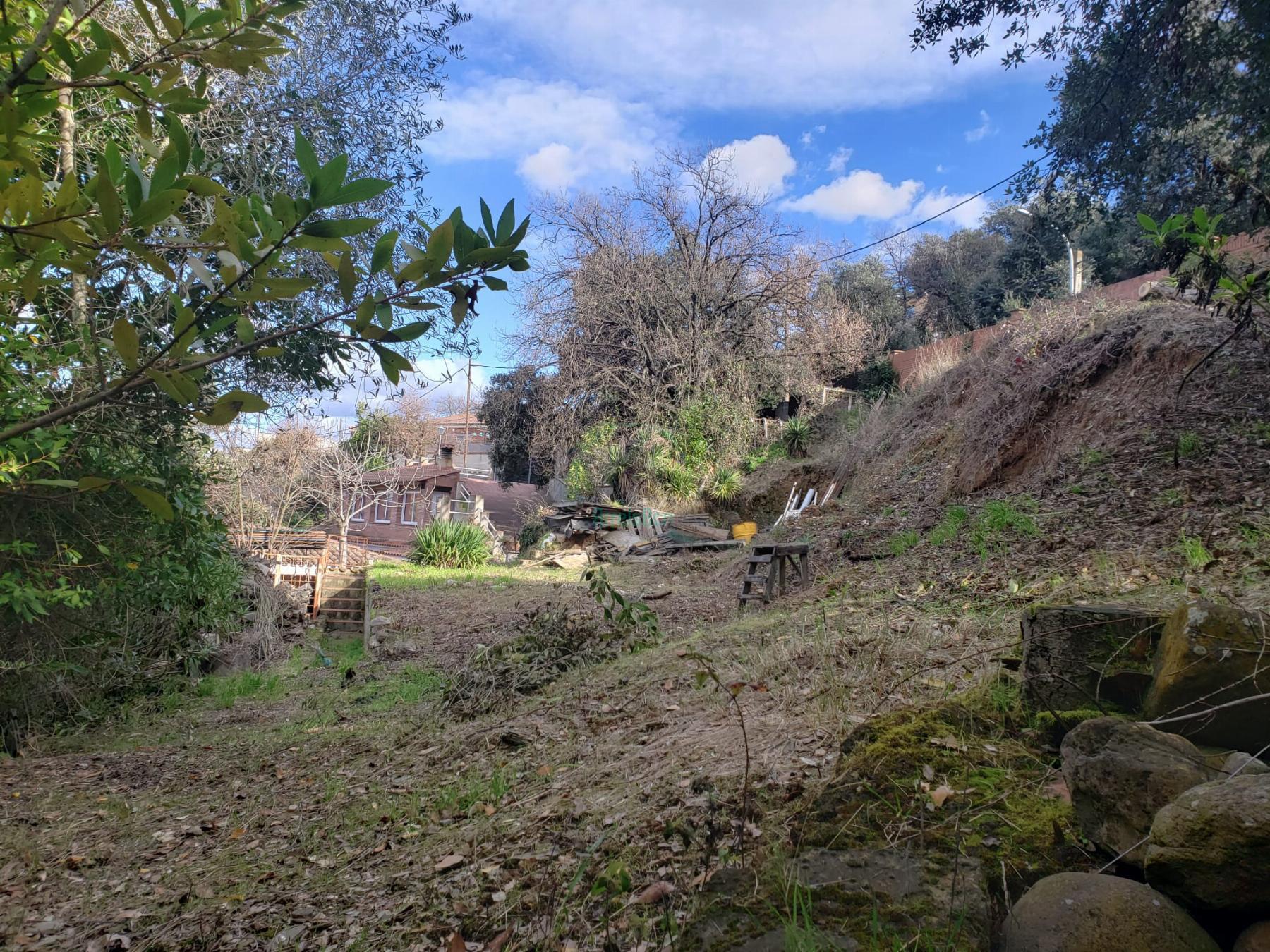 Venta de terreno en Cerdanyola del Vallès