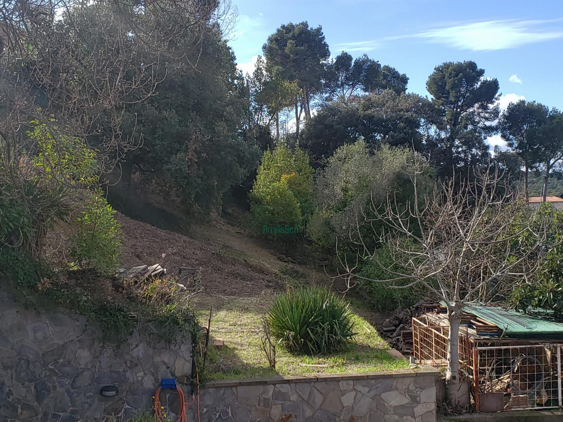 Venta de terreno en Cerdanyola del Vallès