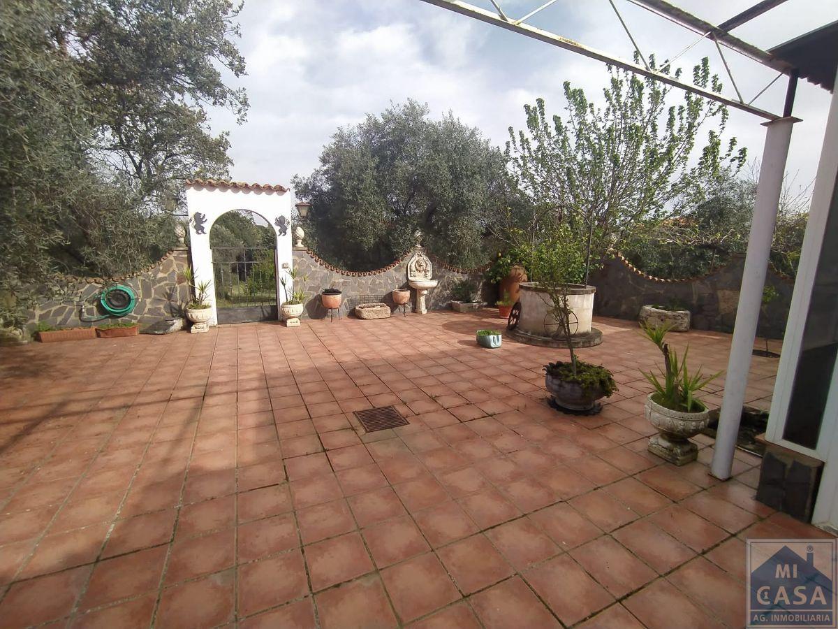 For sale of chalet in Don Álvaro