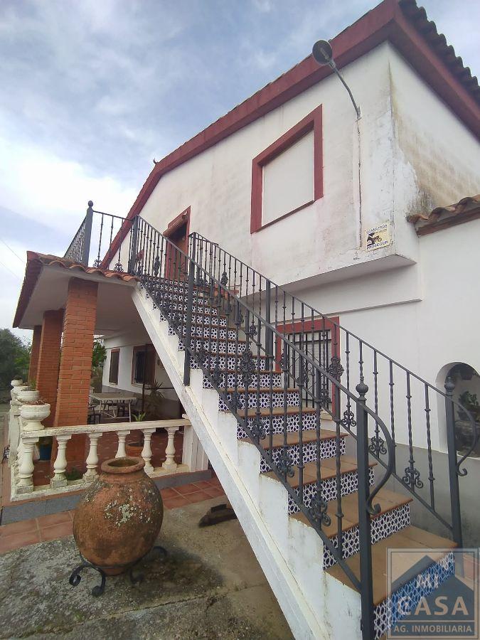 Venta de chalet en Don Álvaro