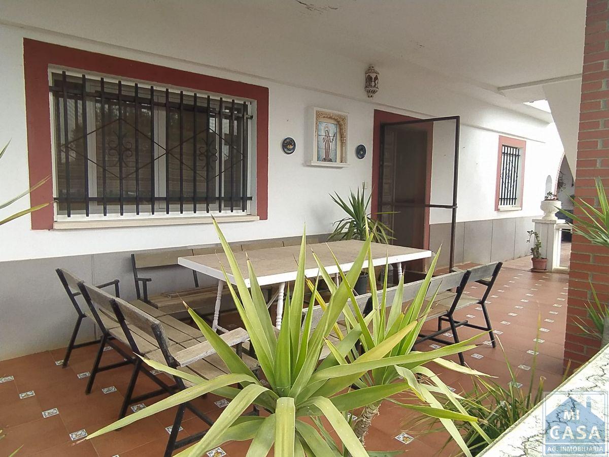 Venta de chalet en Don Álvaro