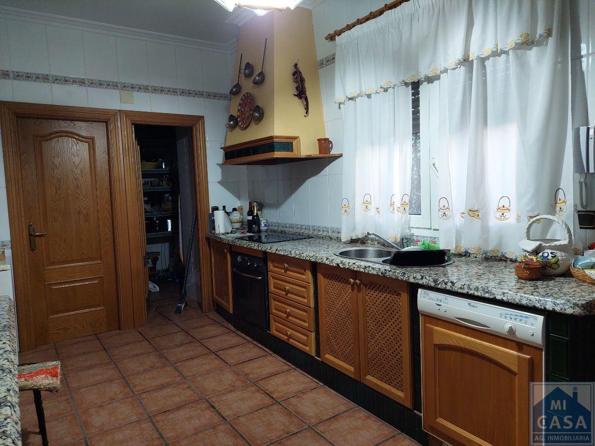 For sale of chalet in Mérida