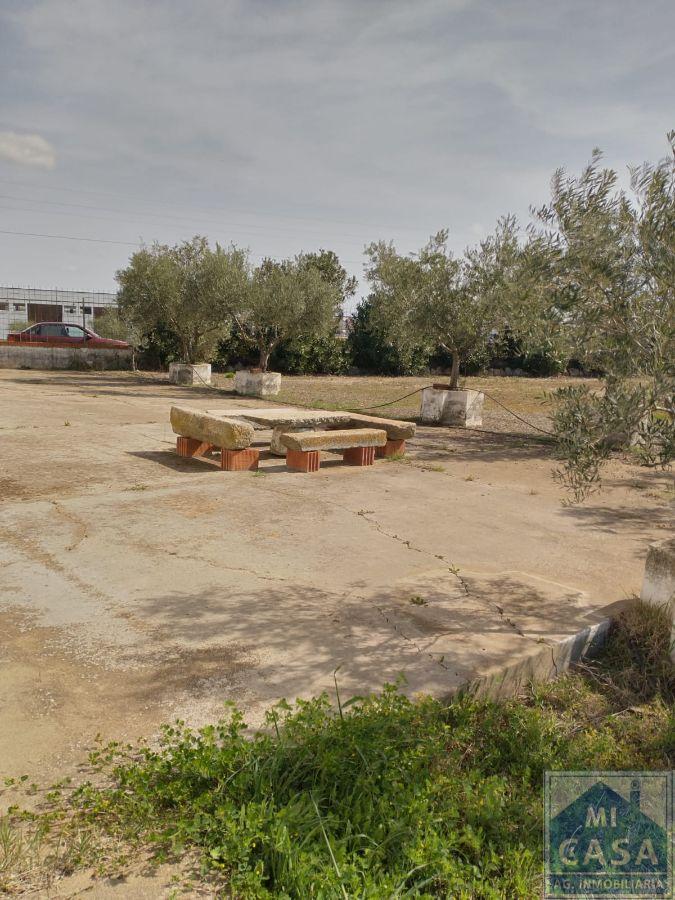 For sale of house in Villagonzalo