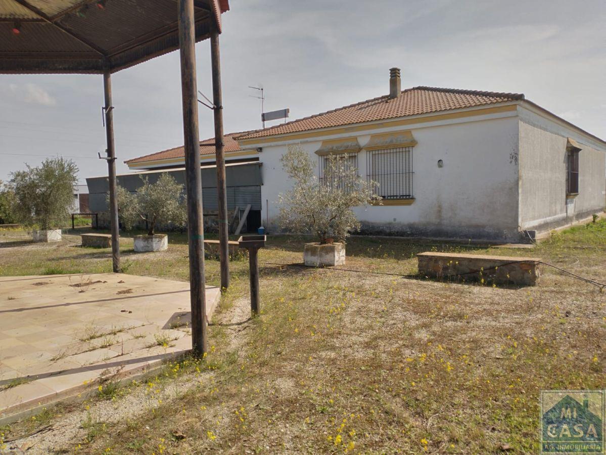 Venta de casa en Villagonzalo