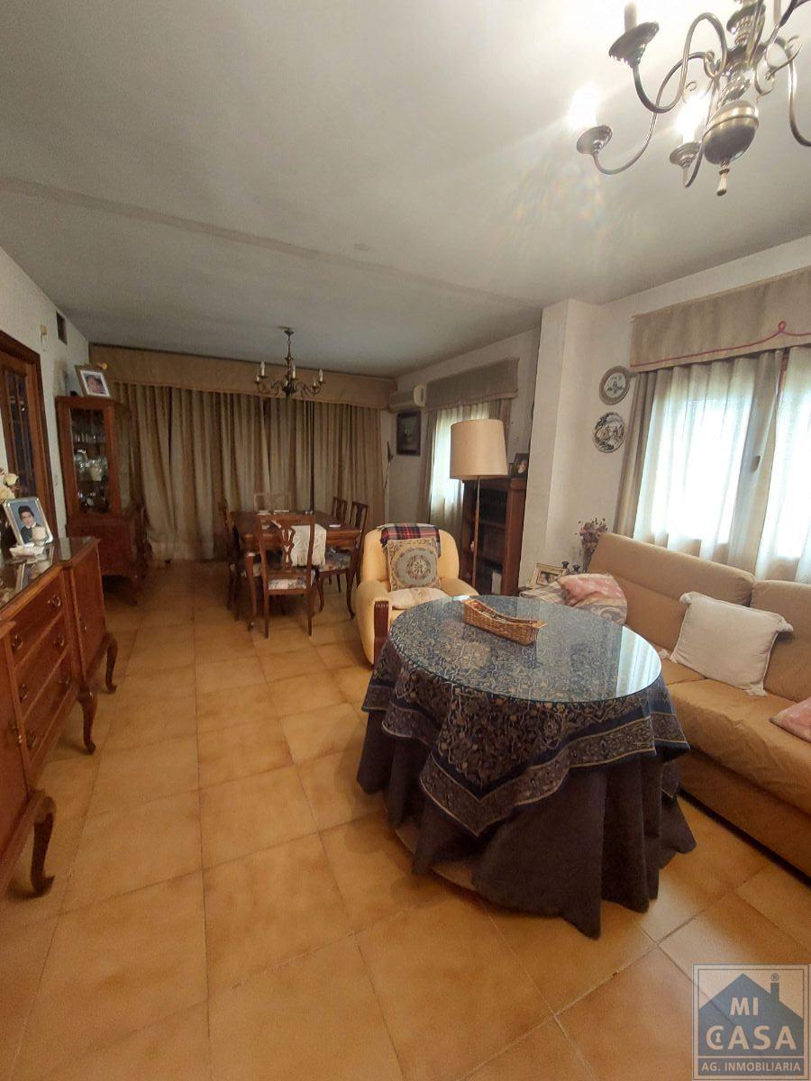 For sale of chalet in Mérida