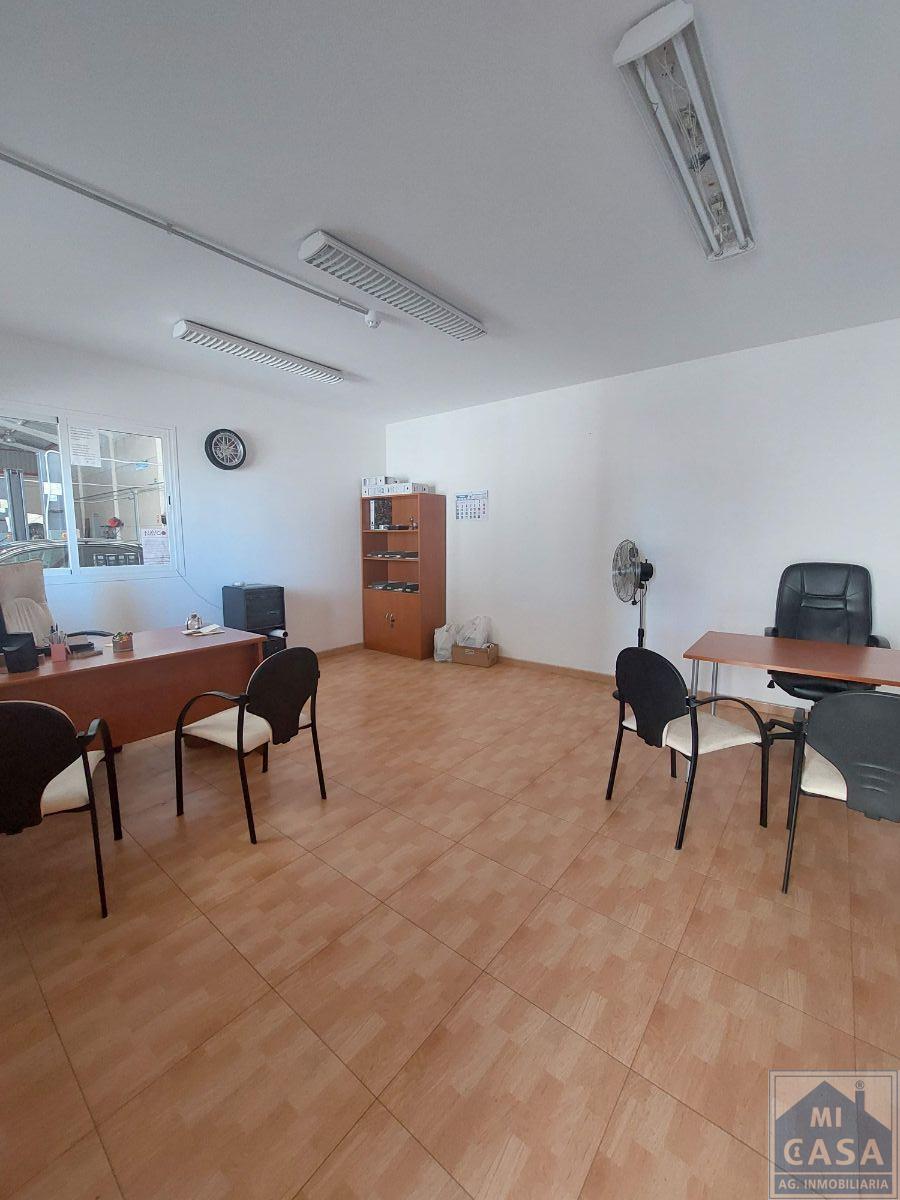 Alquiler de nave en Mérida