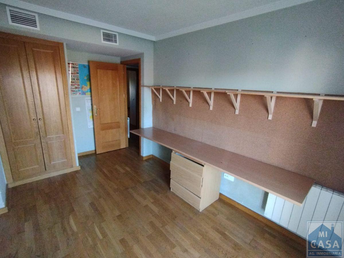 For sale of chalet in Mérida