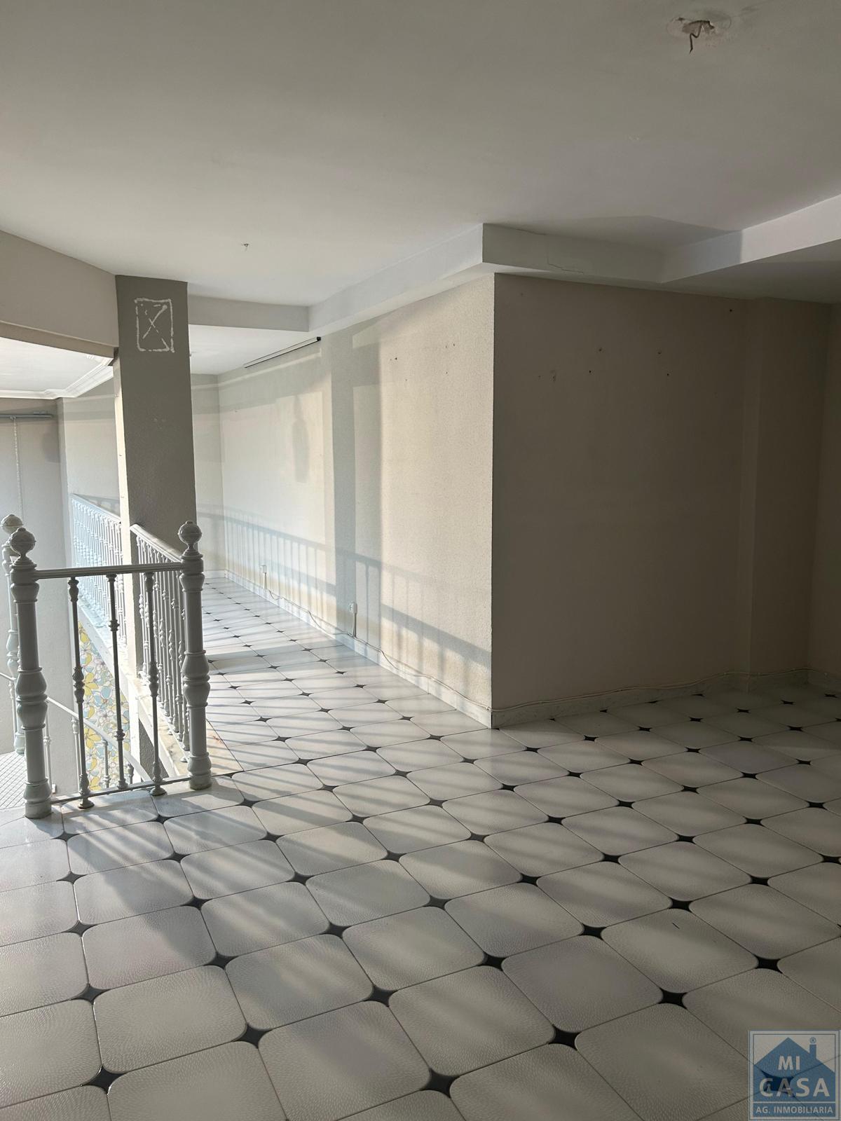 For sale of commercial in Mérida