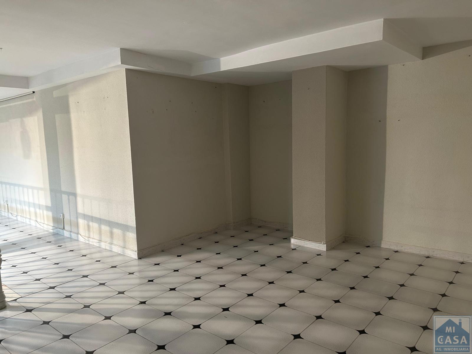 For sale of commercial in Mérida