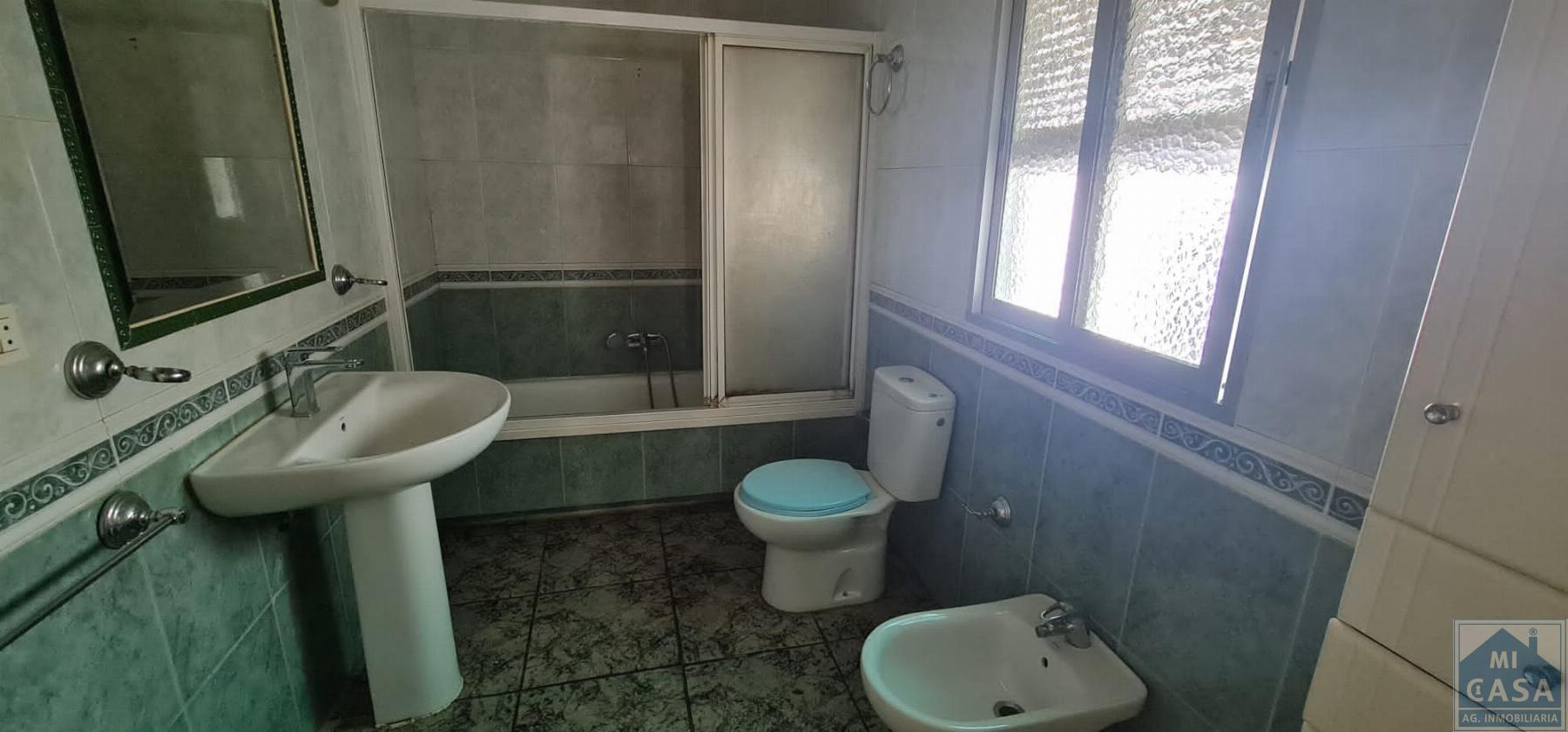 For sale of house in La Zarza