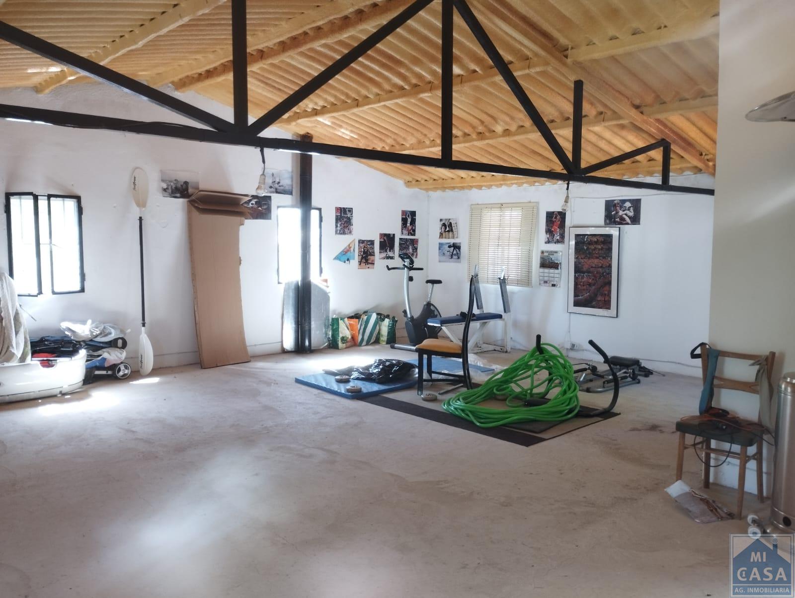 For sale of house in Don Álvaro
