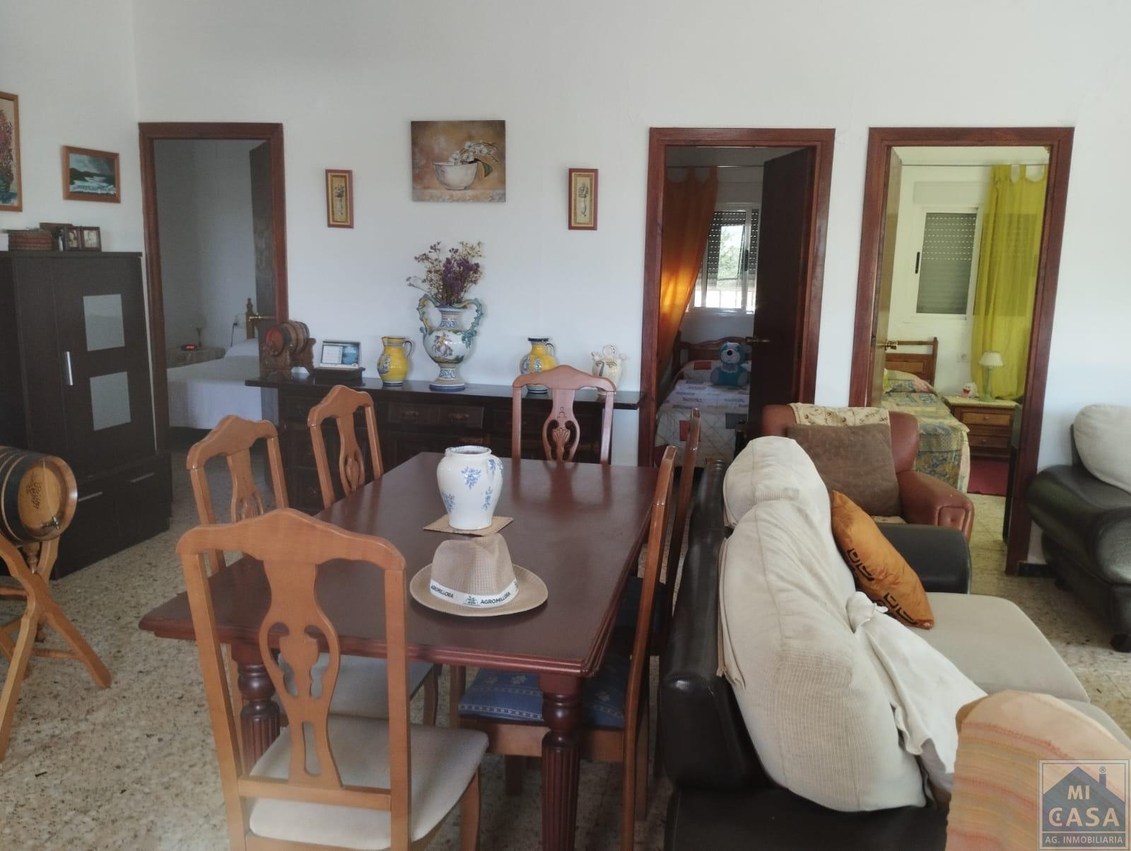 For sale of house in Don Álvaro