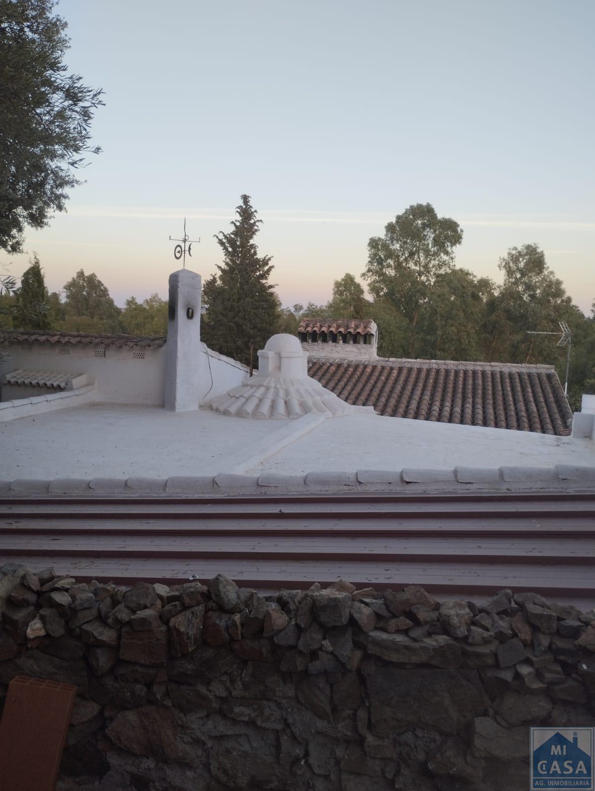For sale of rural property in Valverde de Mérida
