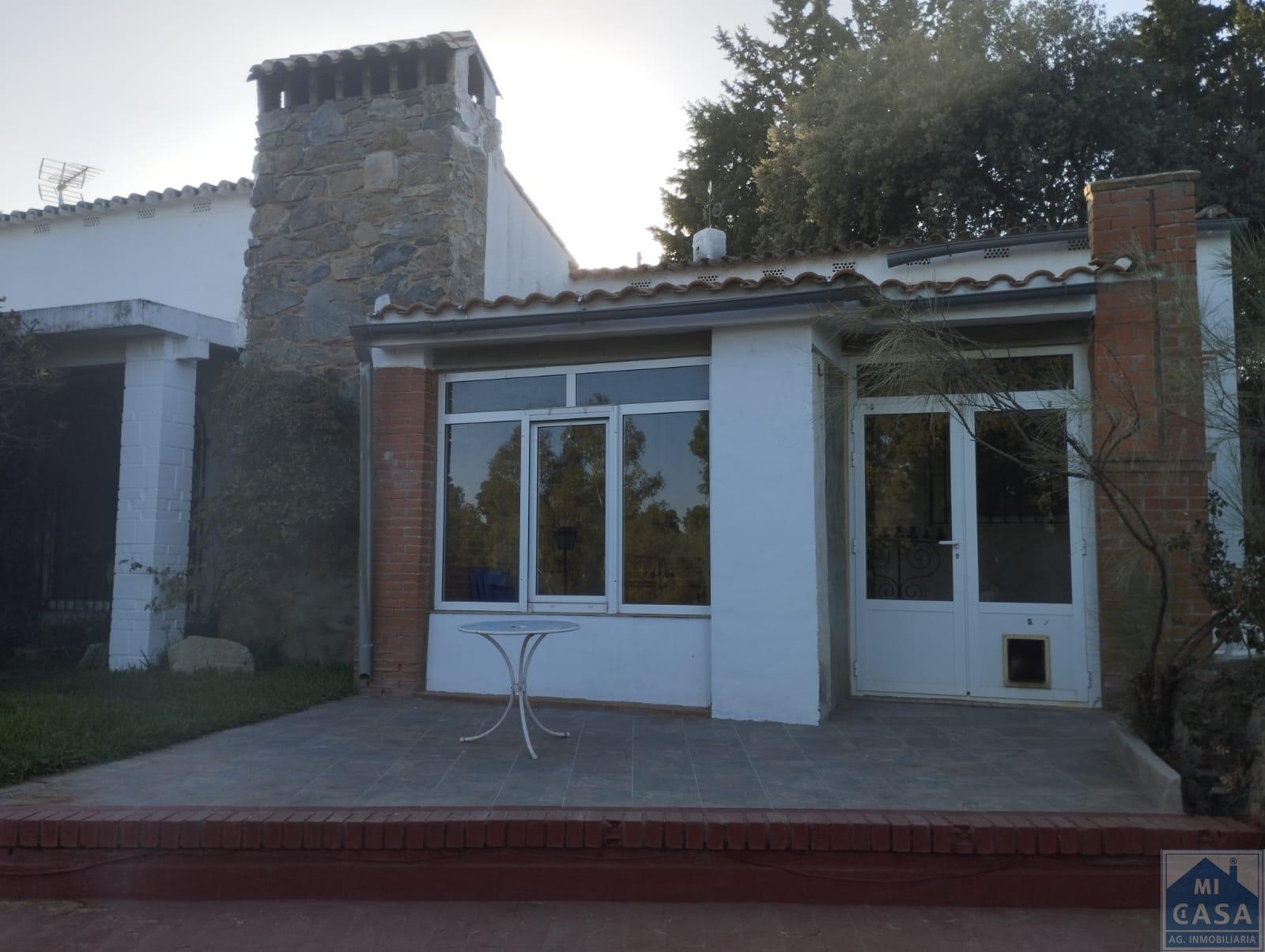 For sale of rural property in Valverde de Mérida
