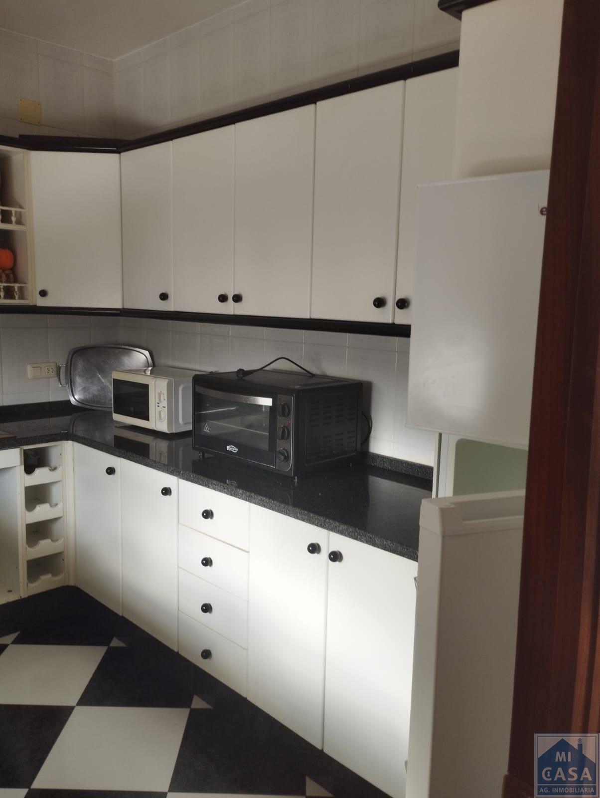 For sale of house in Trujillanos