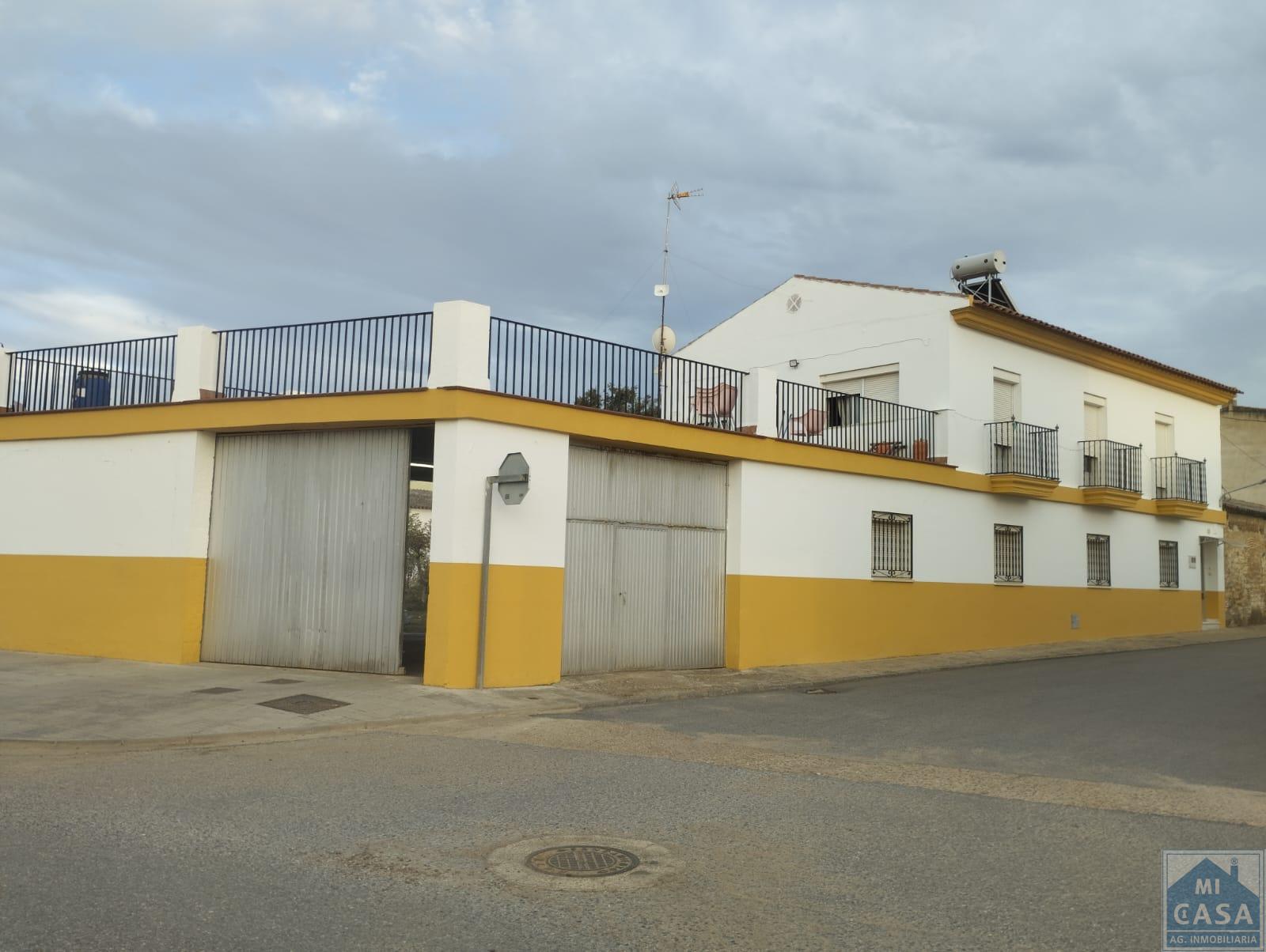 For sale of house in Trujillanos