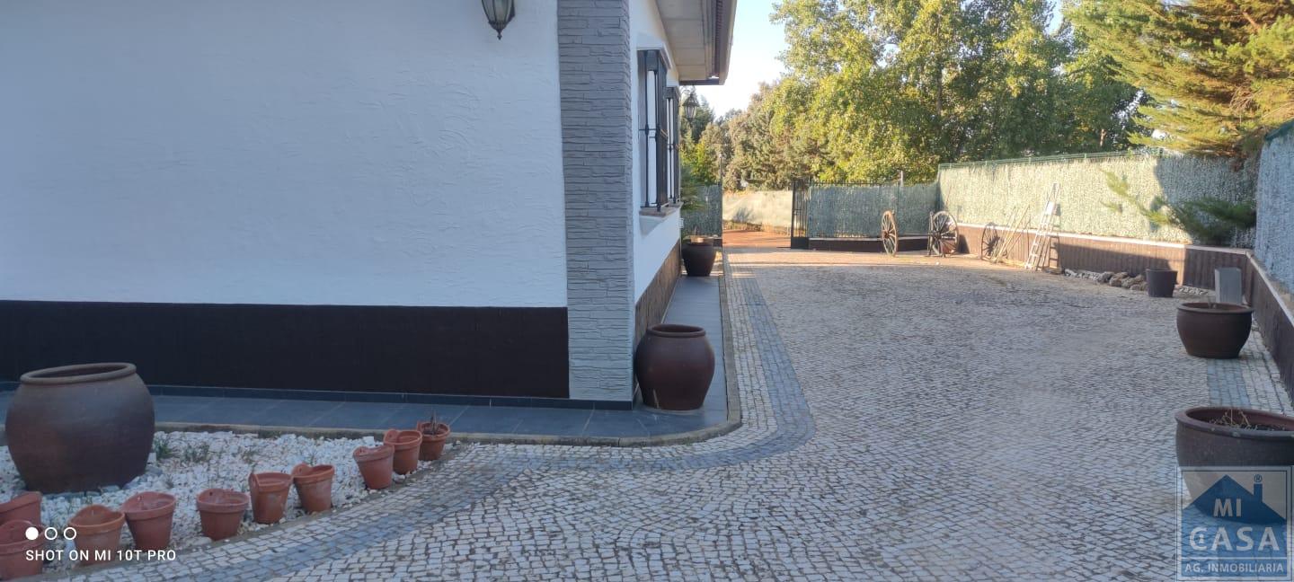 Venta de chalet en San Pedro de Mérida