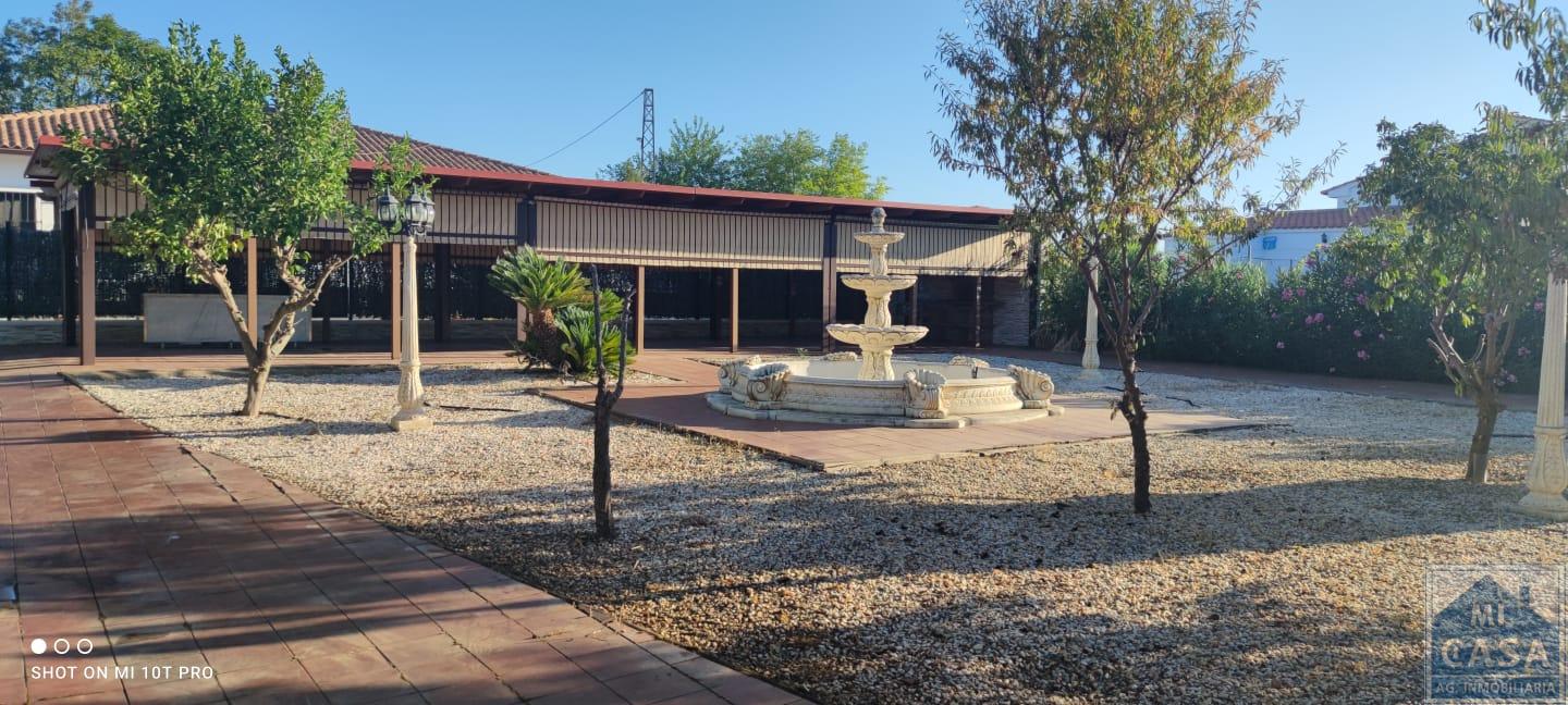 Venta de chalet en San Pedro de Mérida
