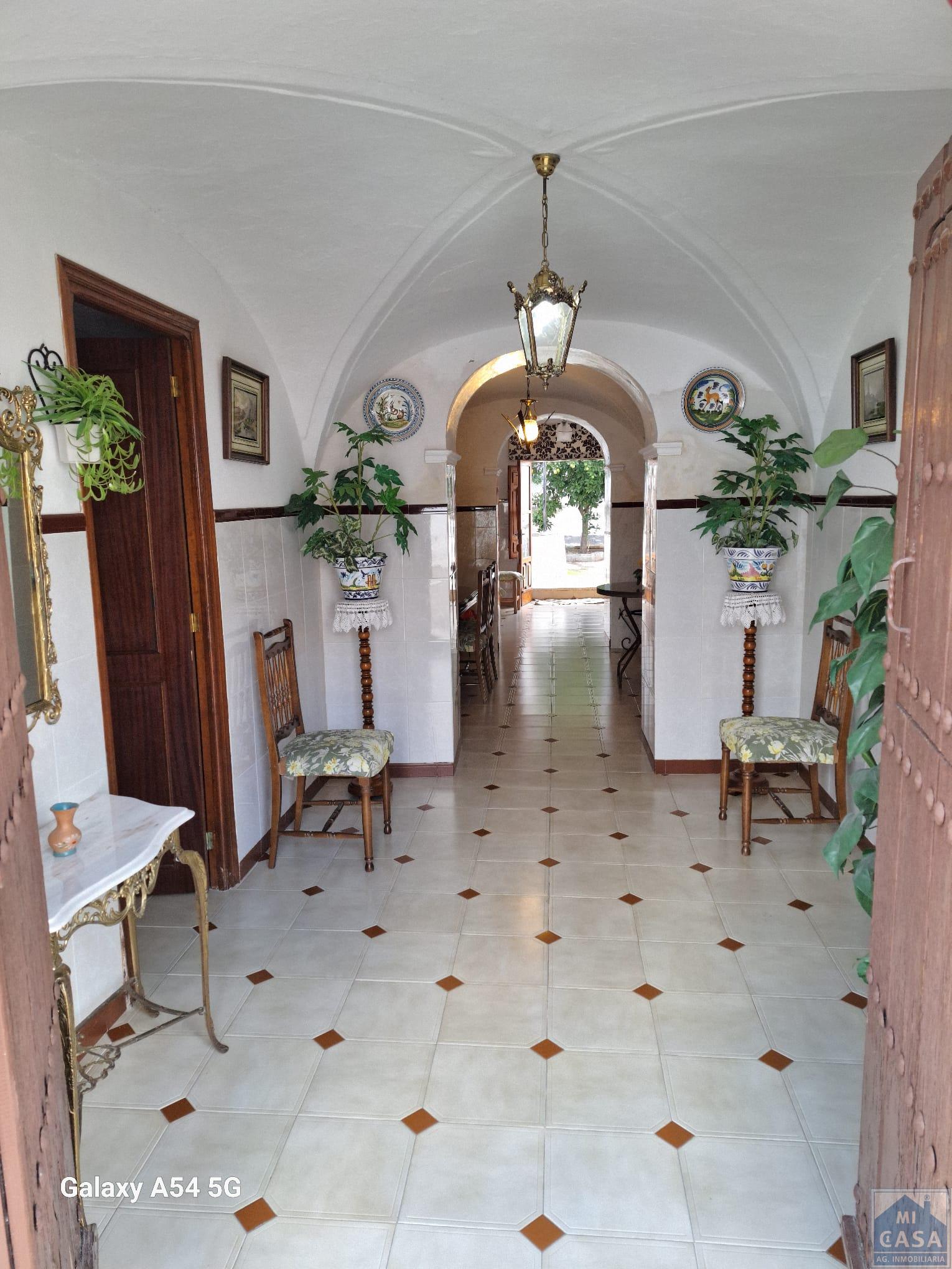 Venta de casa en Mirandilla