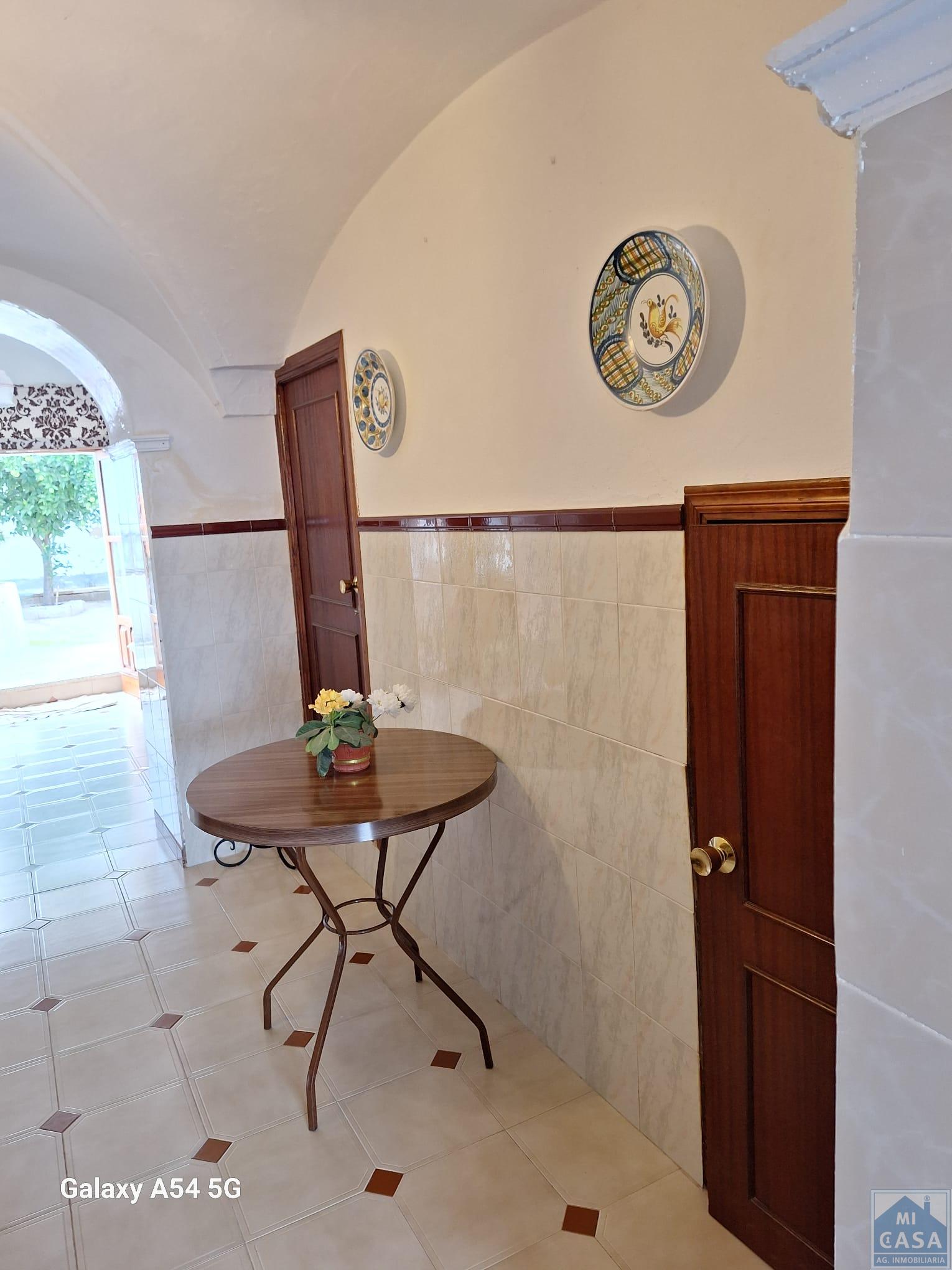 Venta de casa en Mirandilla