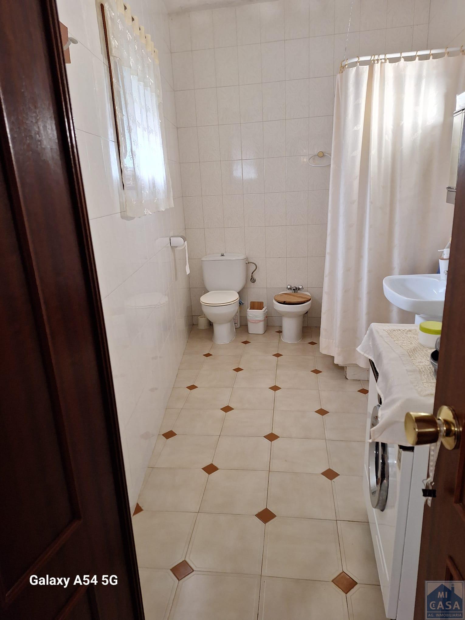 Venta de casa en Mirandilla