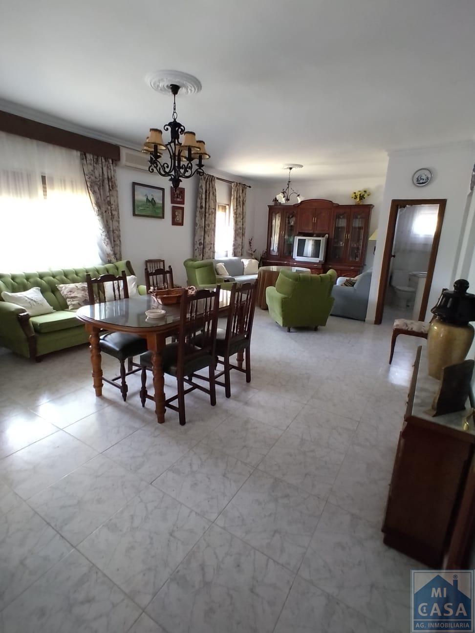 For sale of chalet in Mérida