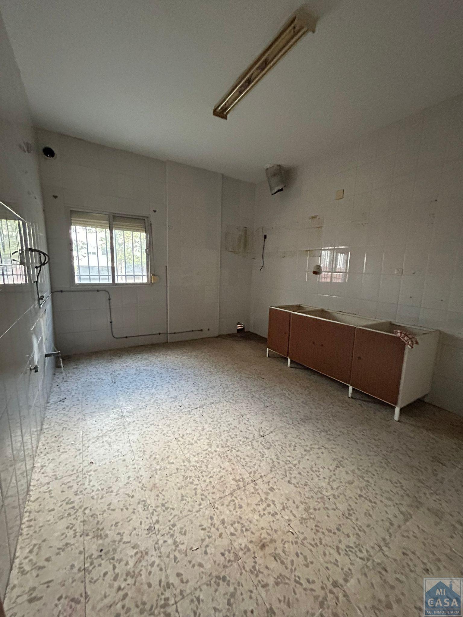 For sale of commercial in Mérida