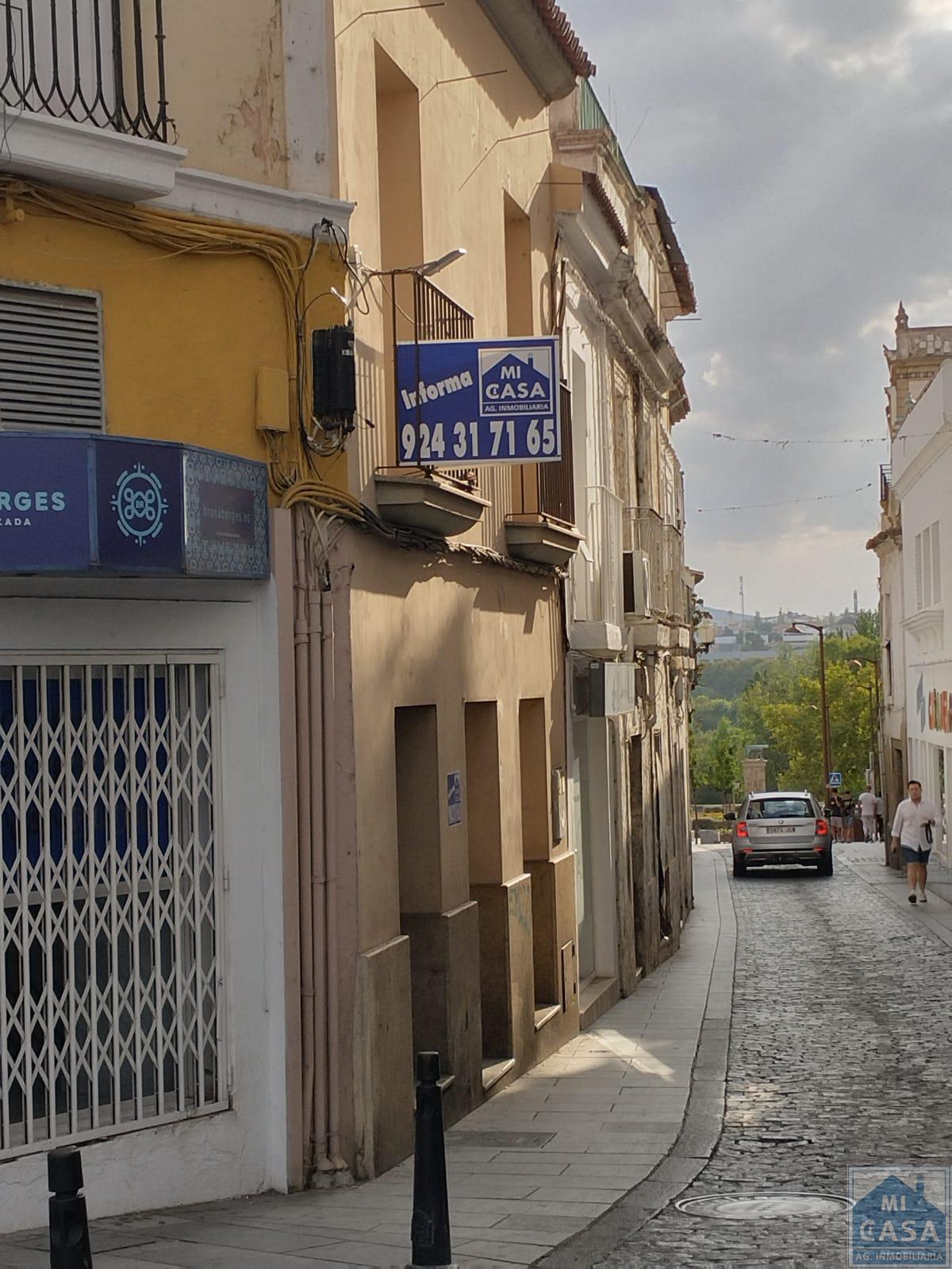 For sale of building in Mérida