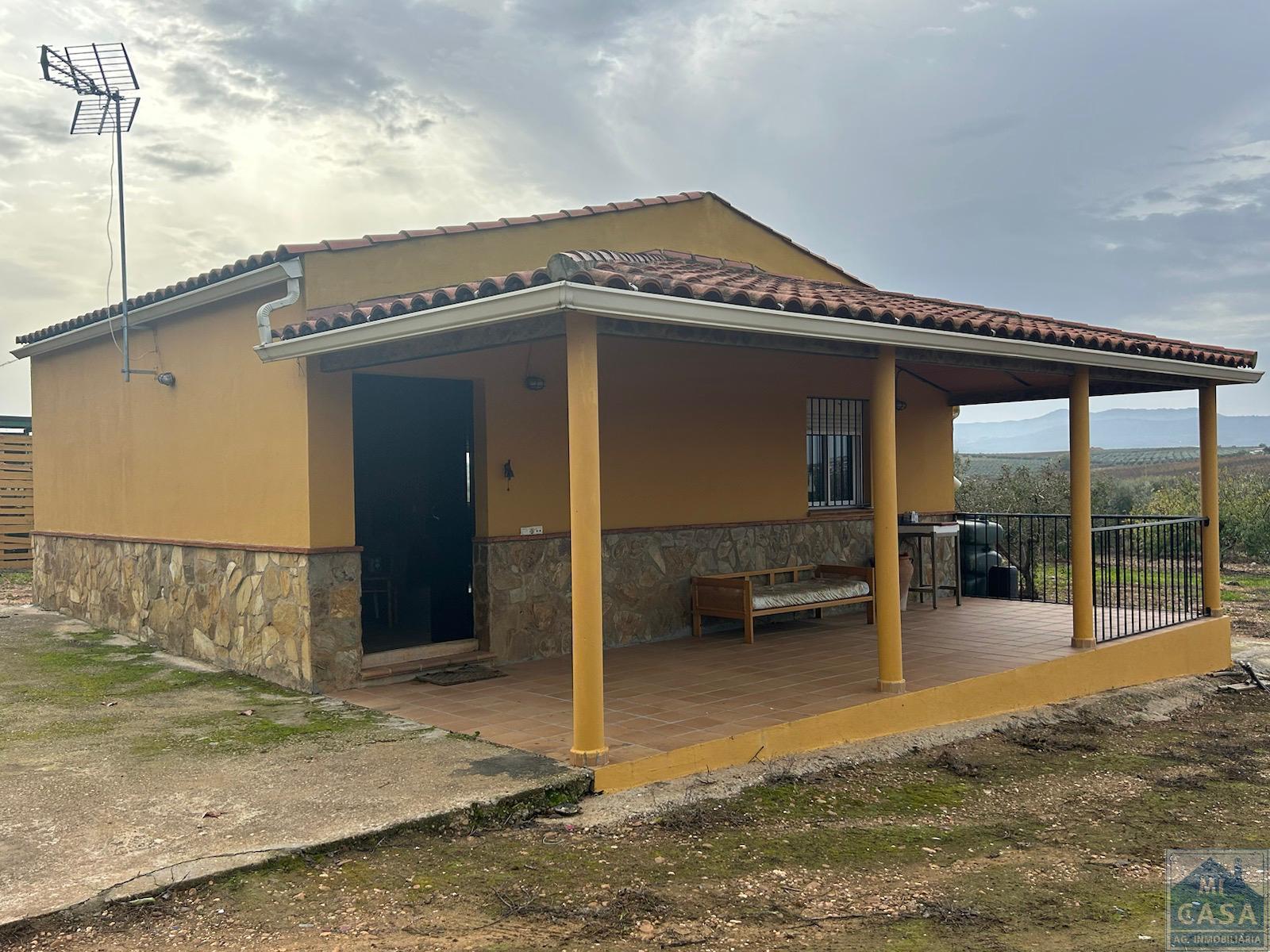 Venta de casa en Villagonzalo