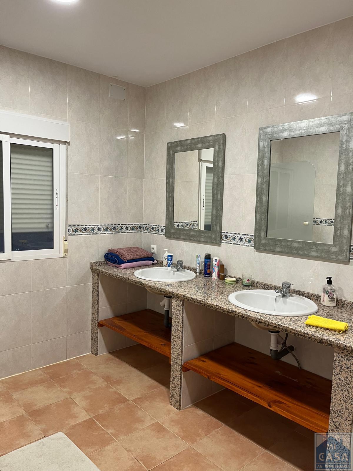 Venta de finca rústica en Valverde de Mérida