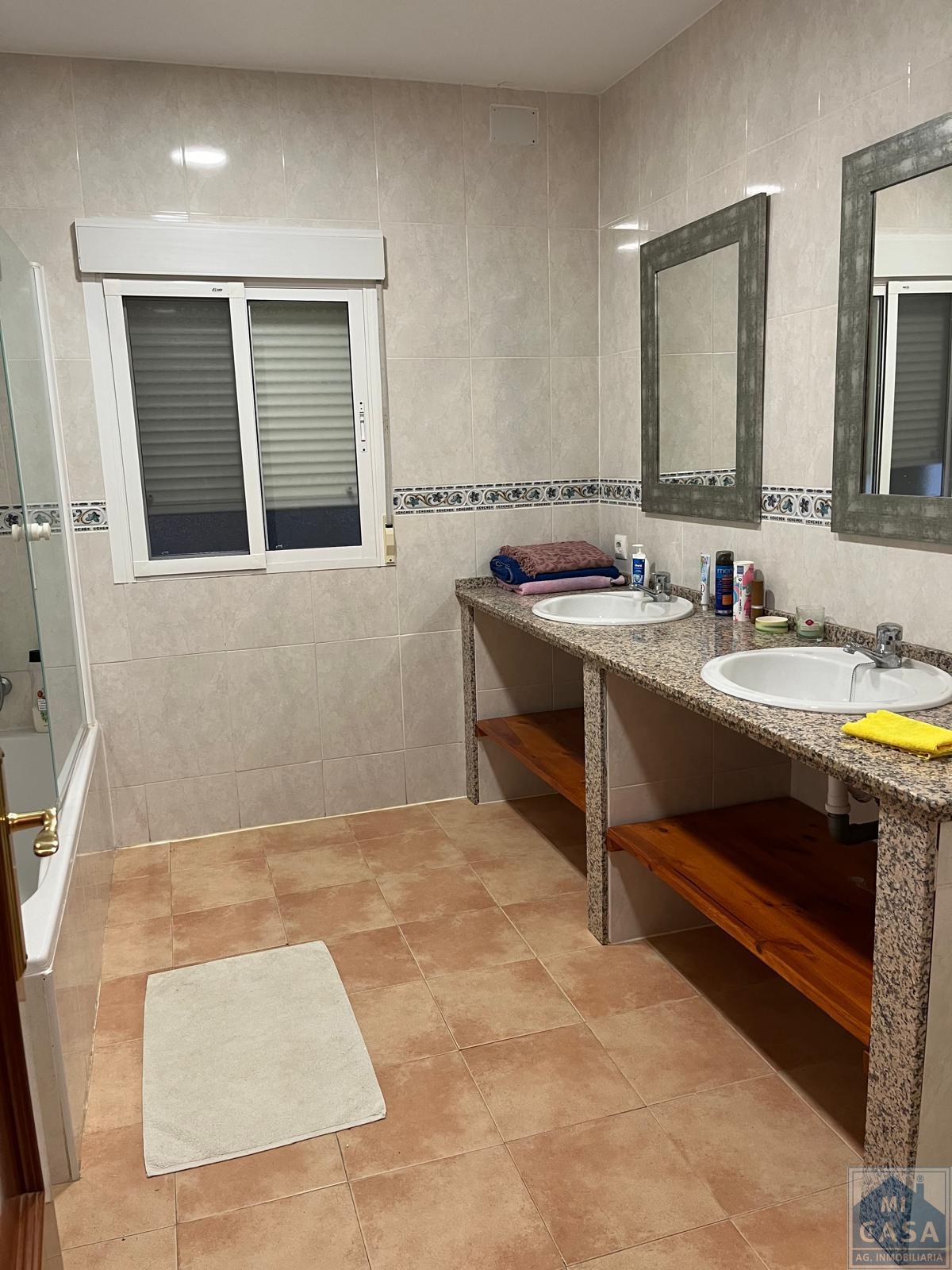 Venta de finca rústica en Valverde de Mérida