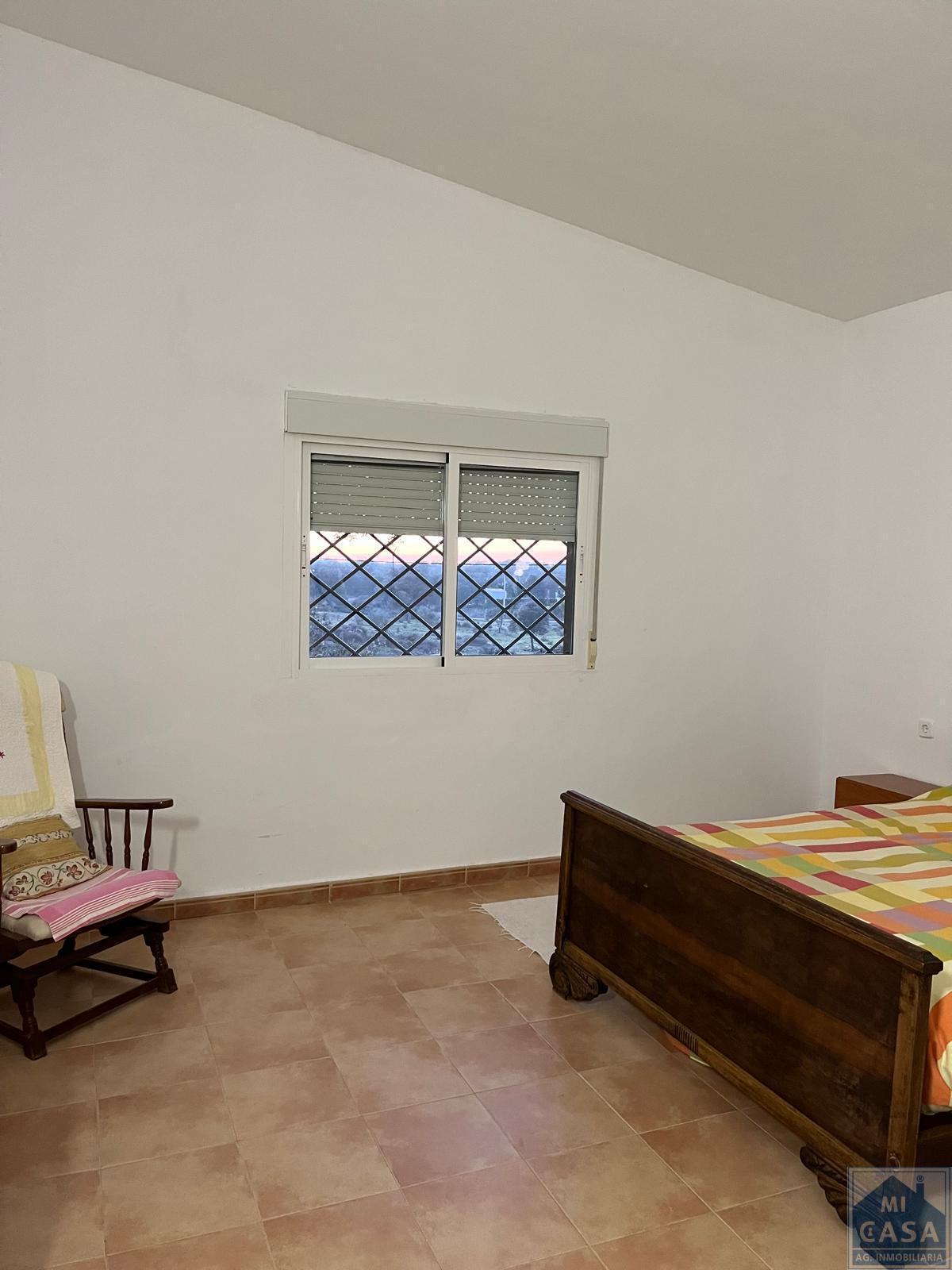 Venta de finca rústica en Valverde de Mérida