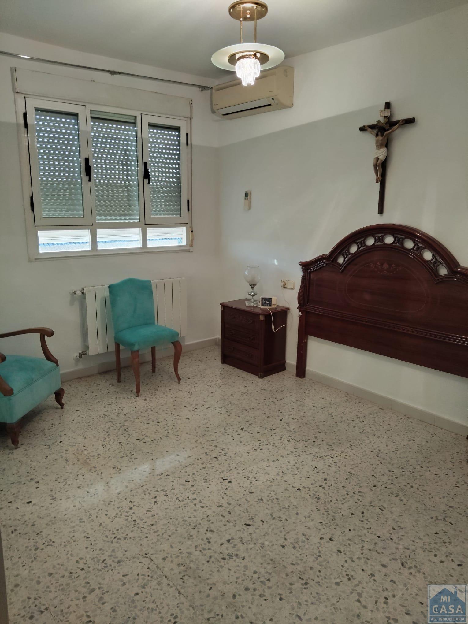 For sale of chalet in Mérida