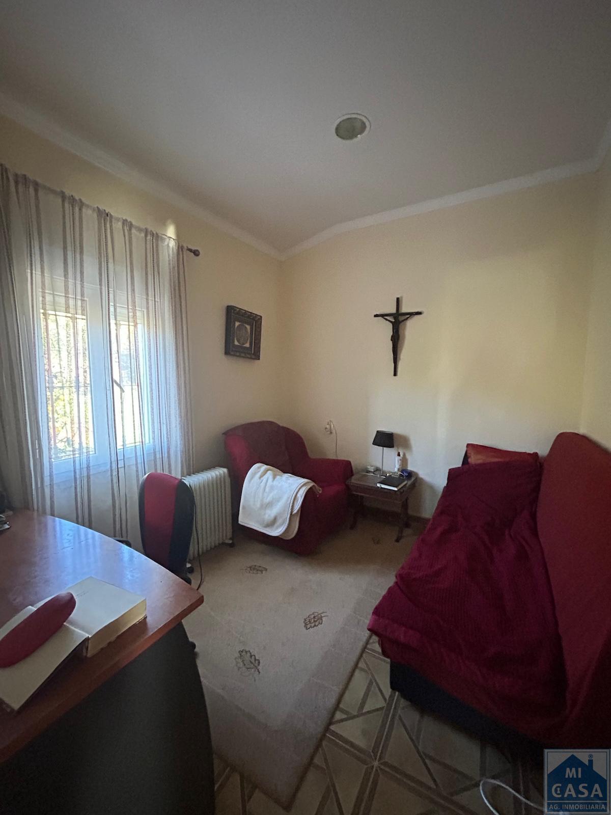 For sale of house in Alange