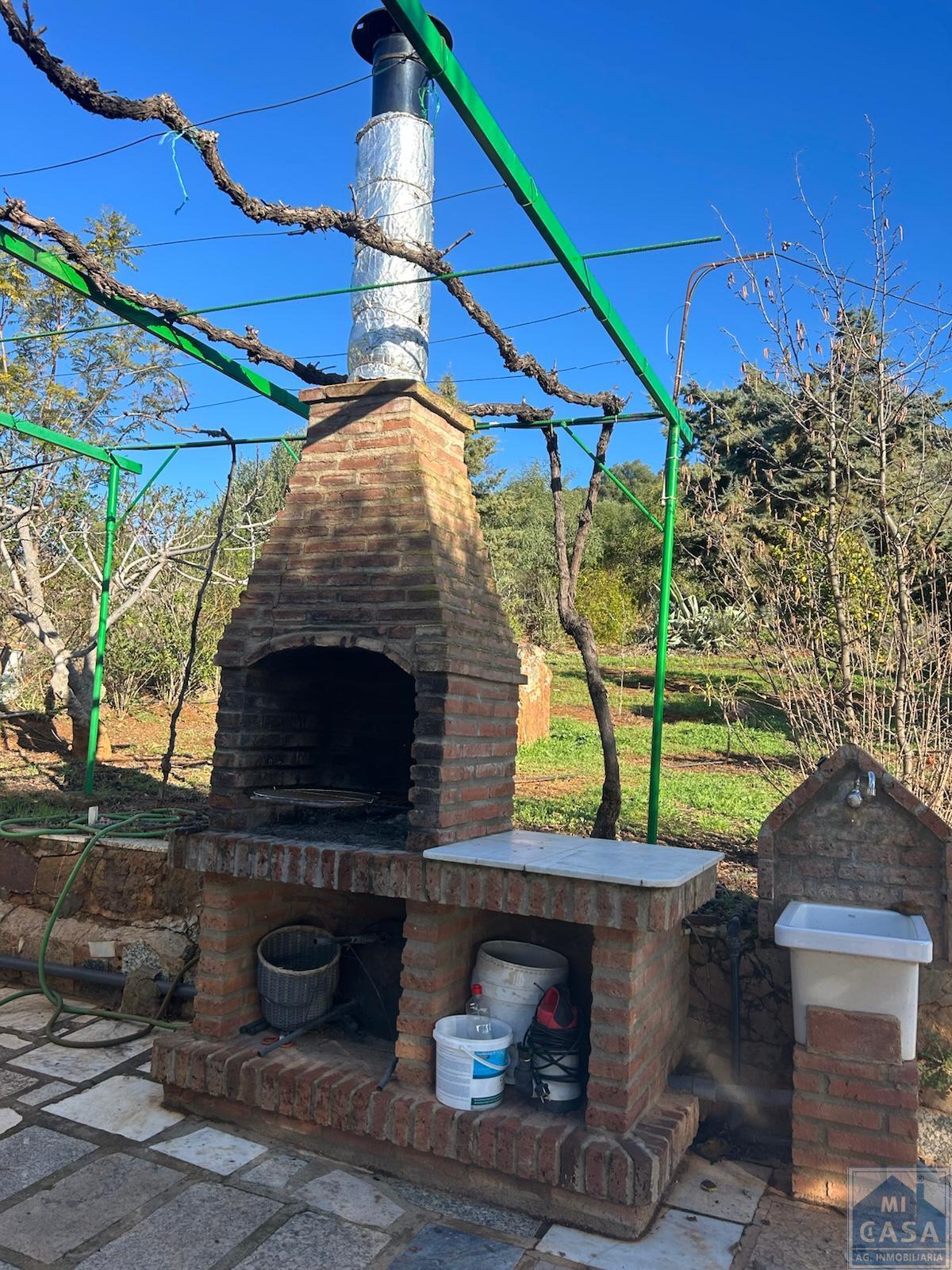 For sale of house in Alange