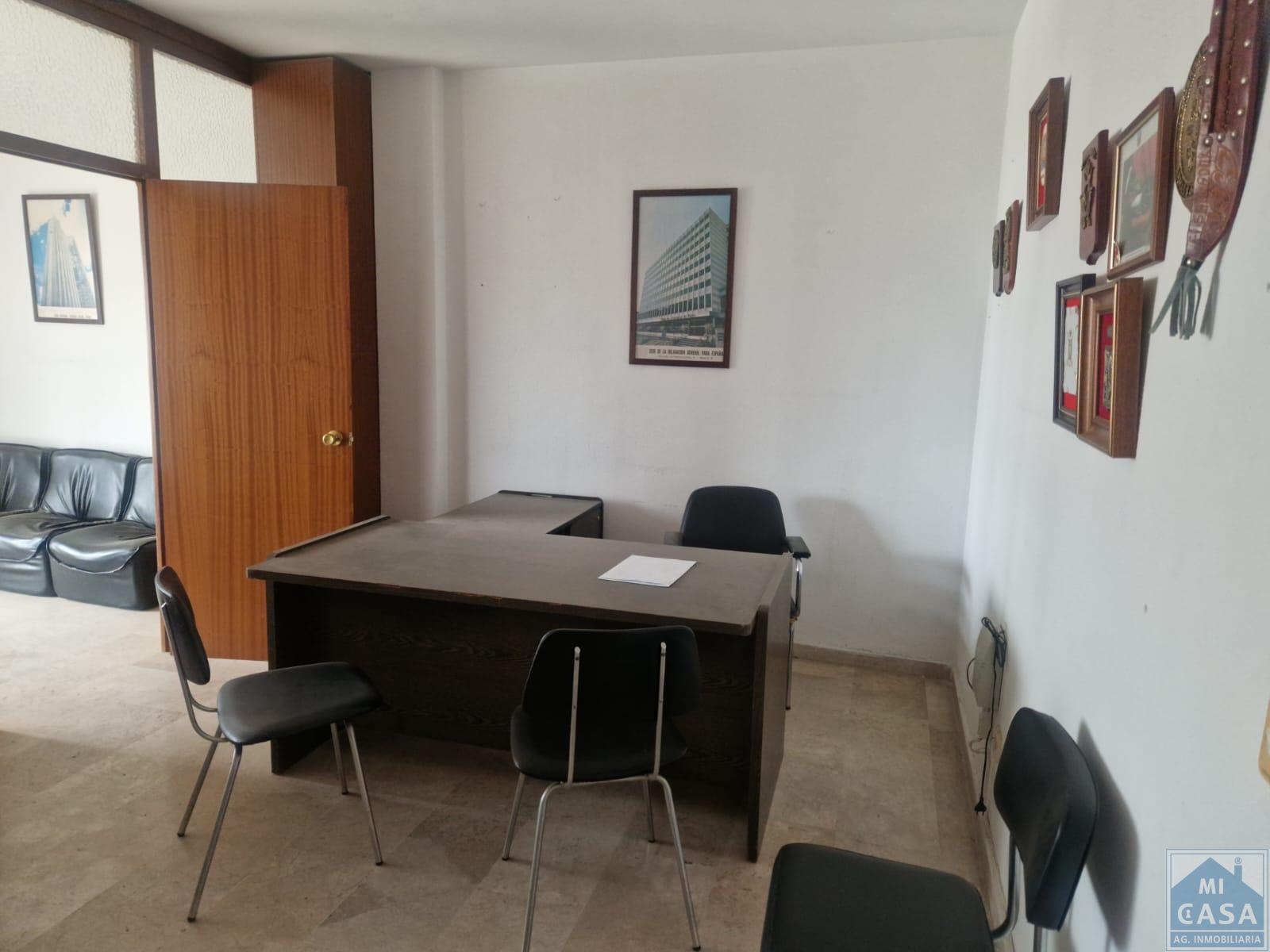 For sale of office in Mérida
