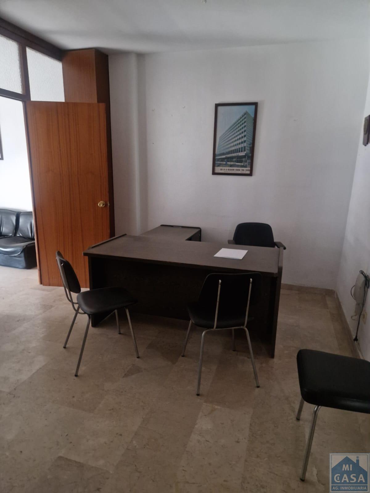 For sale of office in Mérida