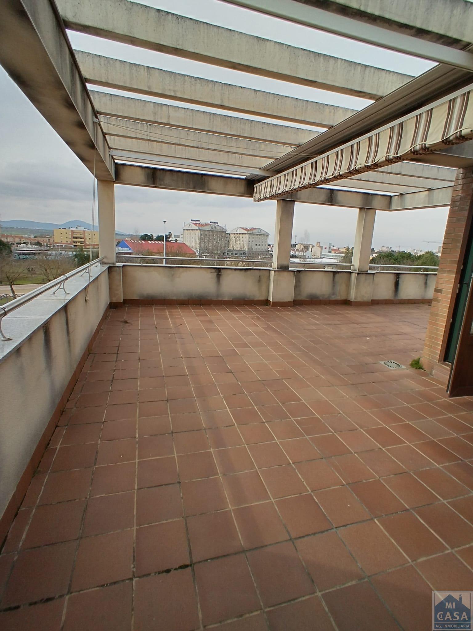 For sale of chalet in Mérida